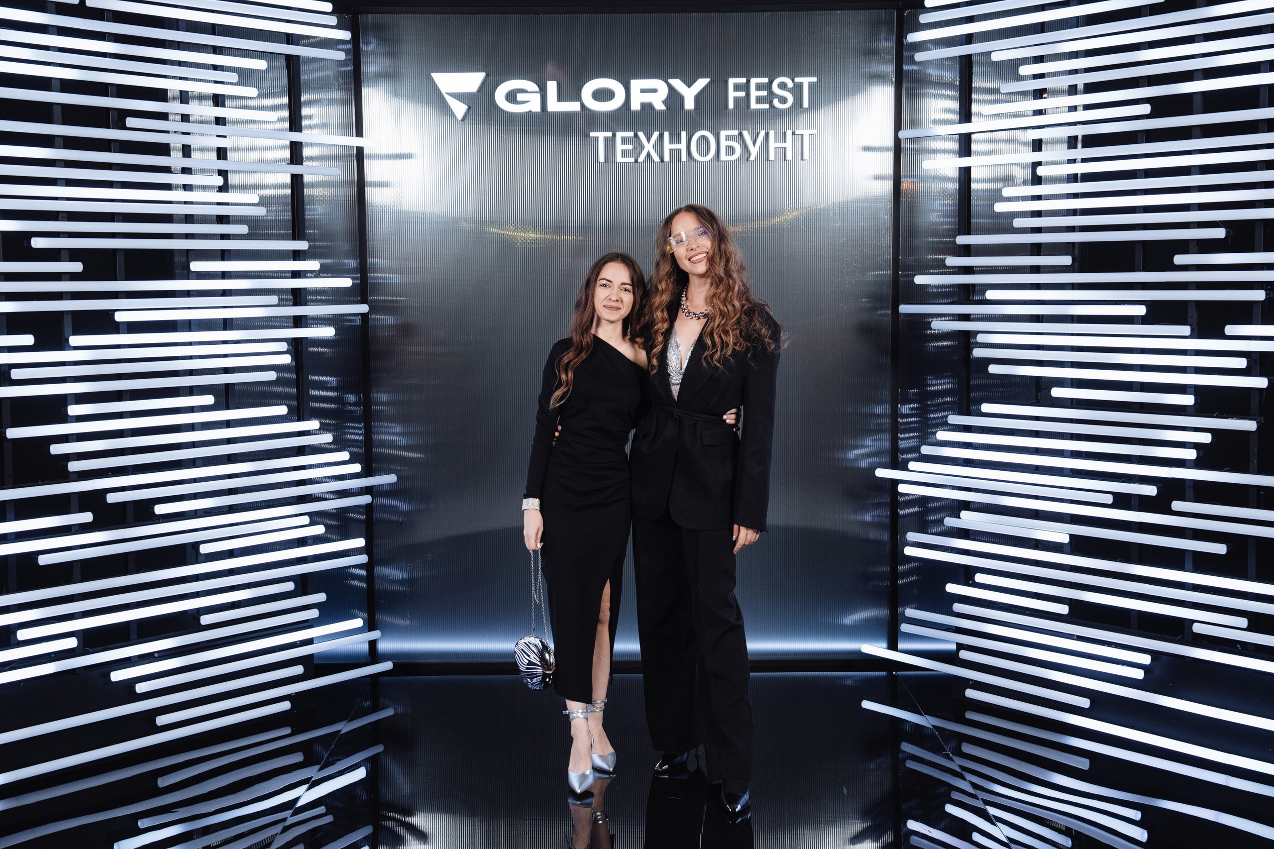 Glory 2025. Рекламный фотограф Москва — рекламная и бренд-съёмка | Polyakov