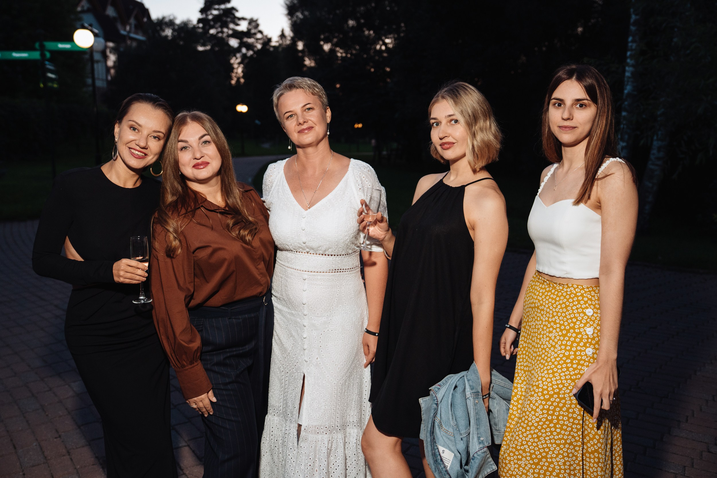 Summer corporate. Рекламный фотограф Москва — рекламная и бренд-съёмка | Polyakov