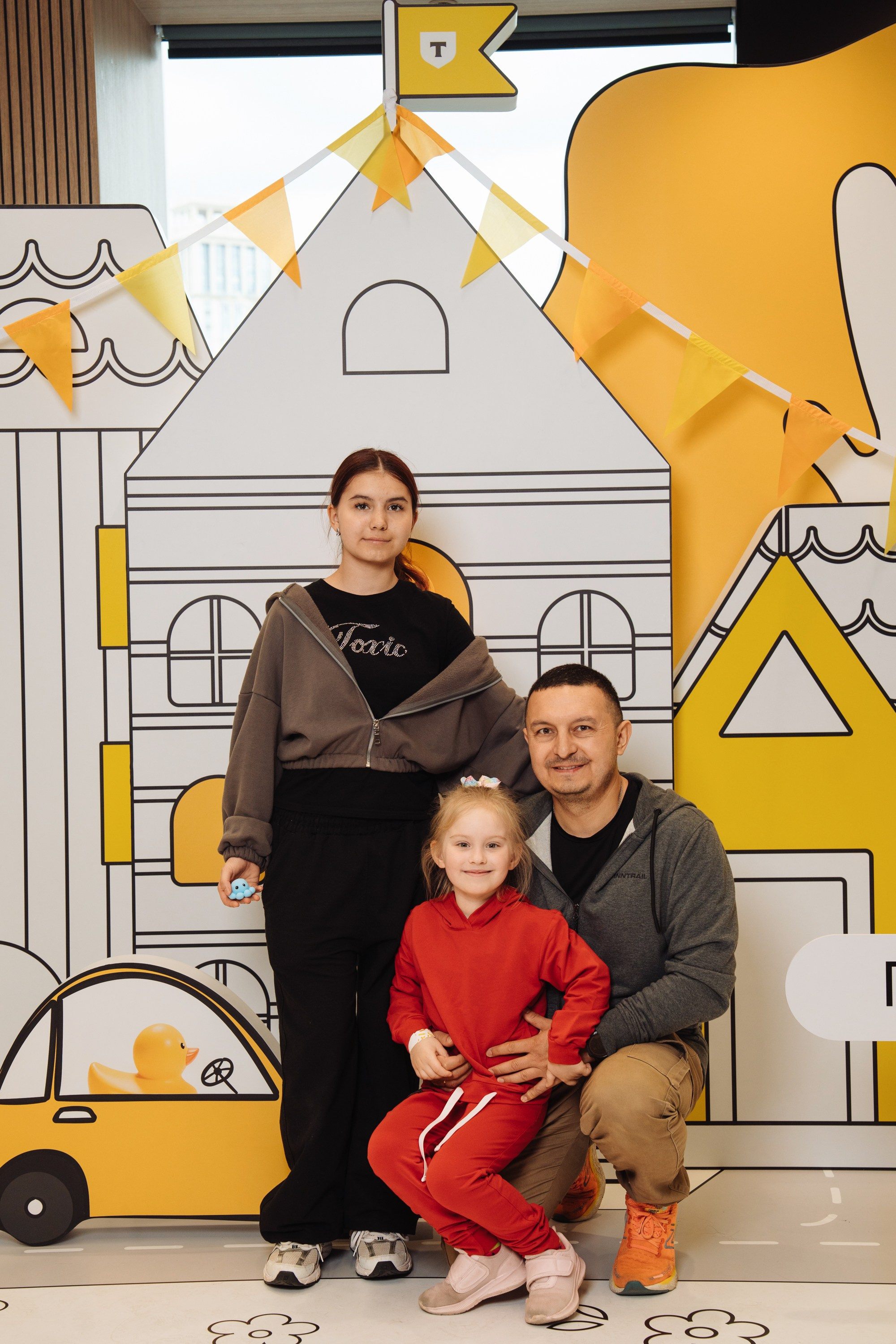 Kids Day 2026. Рекламный фотограф Москва — рекламная и бренд-съёмка | Polyakov