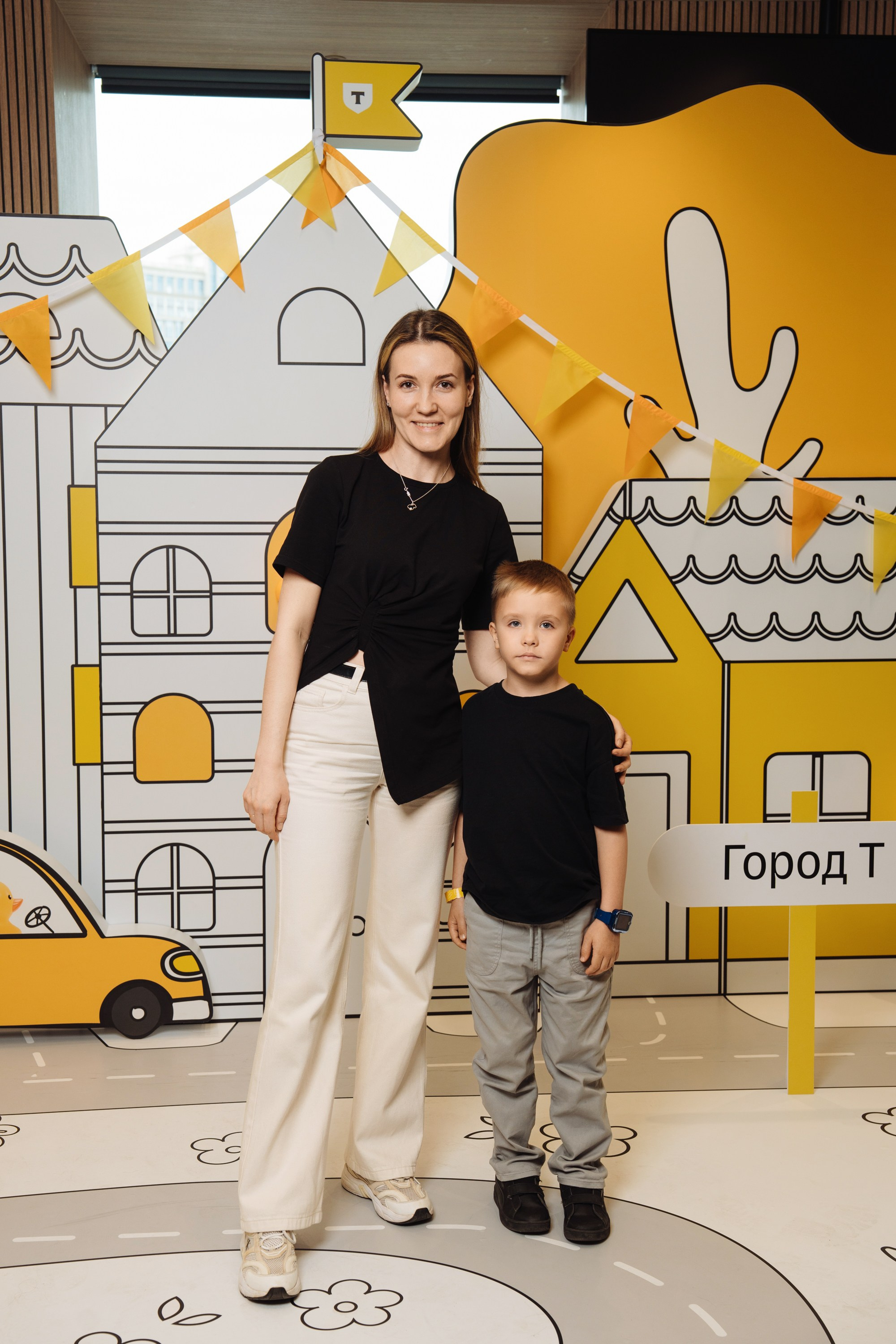 Kids Day 2026. Рекламный фотограф Москва — рекламная и бренд-съёмка | Polyakov