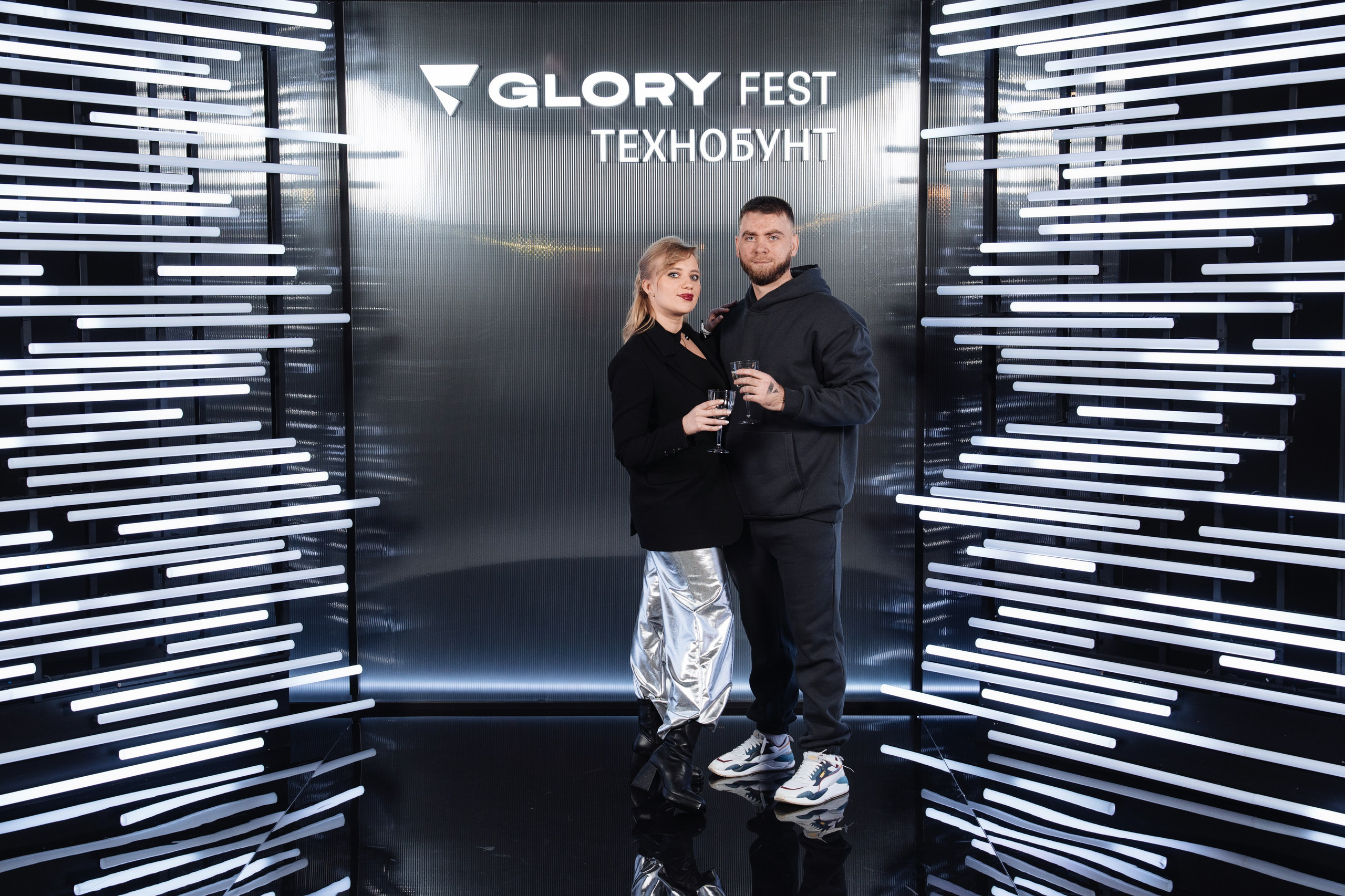 Glory 2025. Рекламный фотограф Москва — рекламная и бренд-съёмка | Polyakov