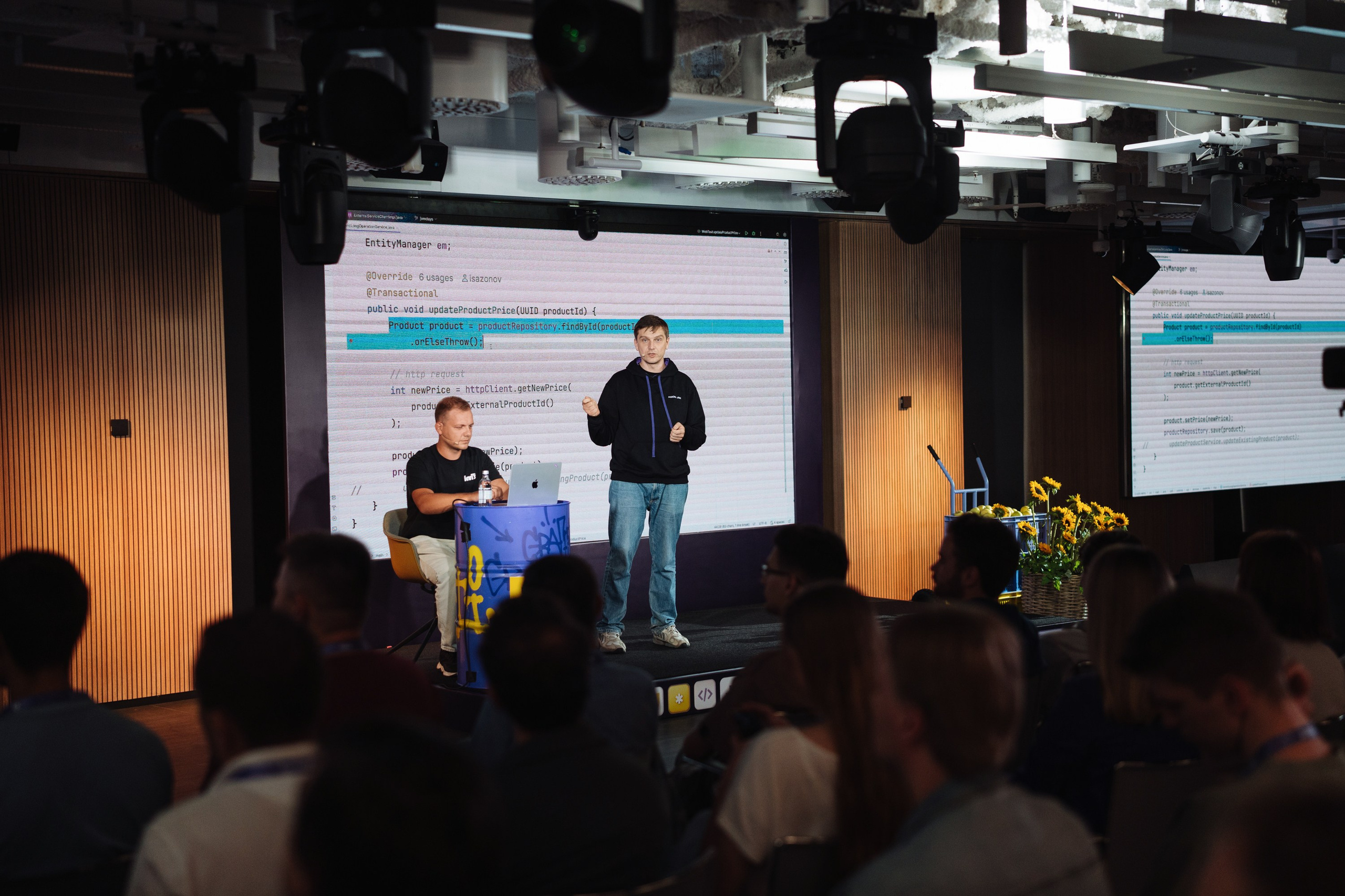 JVM Day 2025. Рекламный фотограф Москва — рекламная и бренд-съёмка | Polyakov