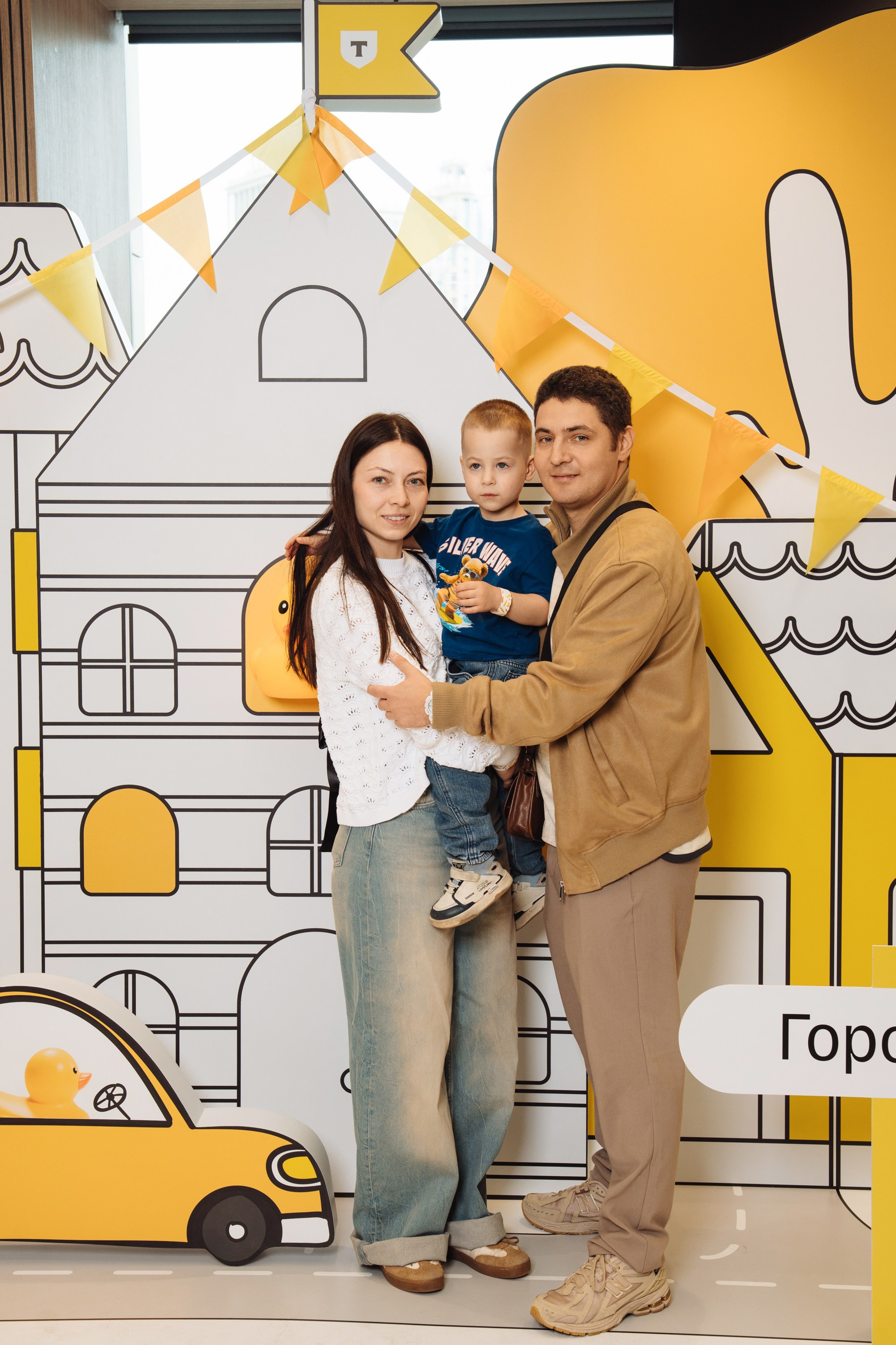 Kids Day 2026. Рекламный фотограф Москва — рекламная и бренд-съёмка | Polyakov