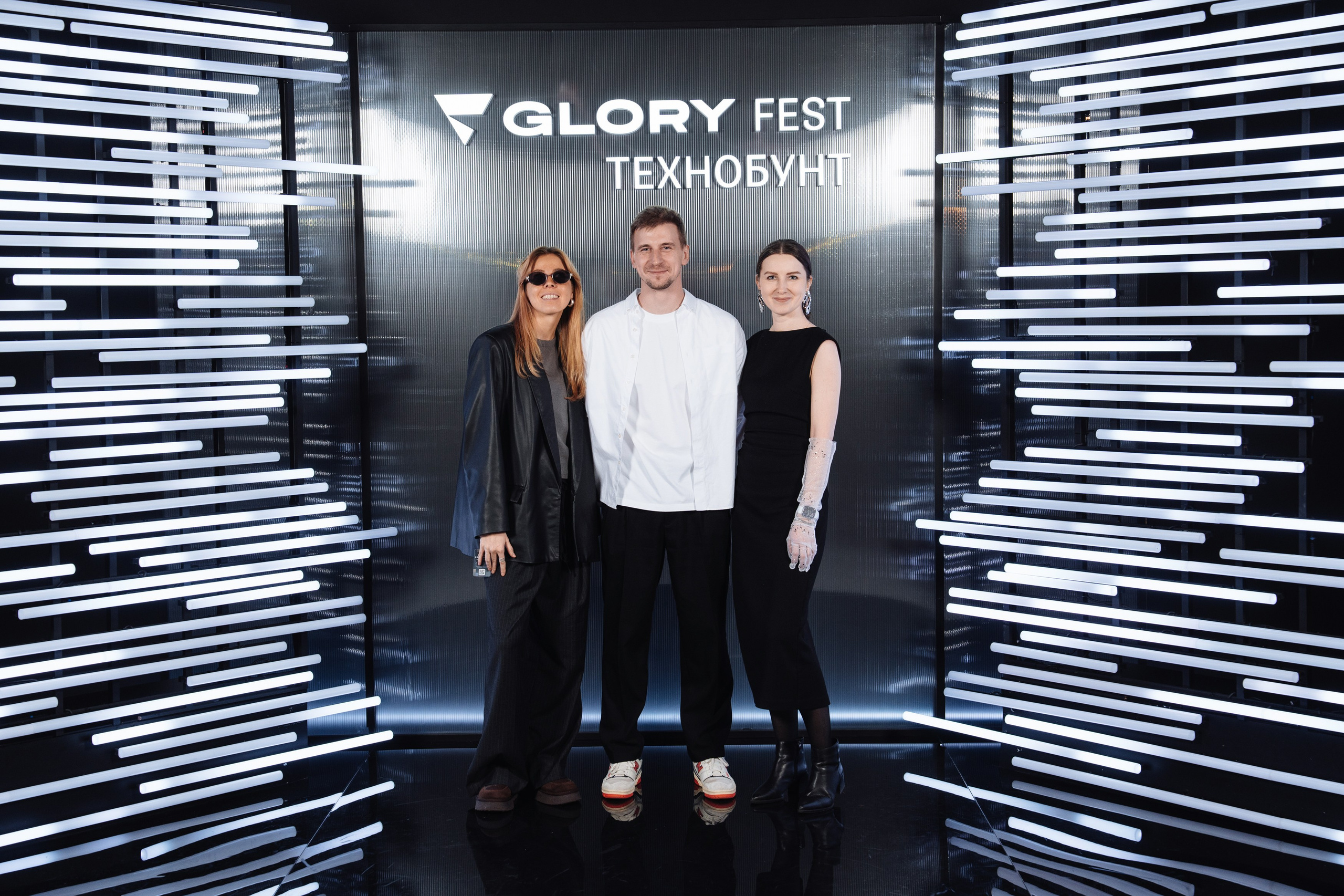 Glory 2025. Рекламный фотограф Москва — рекламная и бренд-съёмка | Polyakov