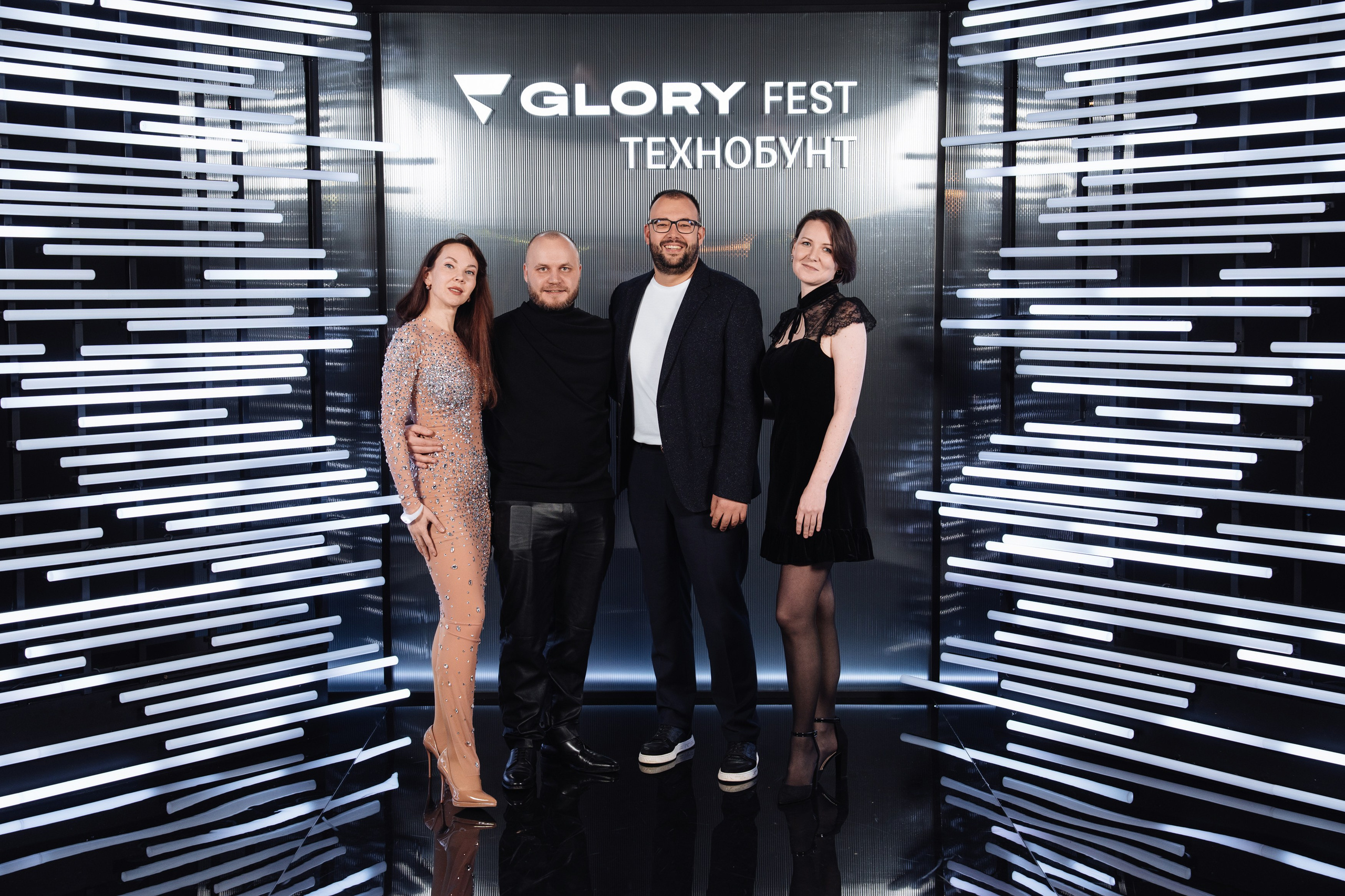 Glory 2025. Рекламный фотограф Москва — рекламная и бренд-съёмка | Polyakov
