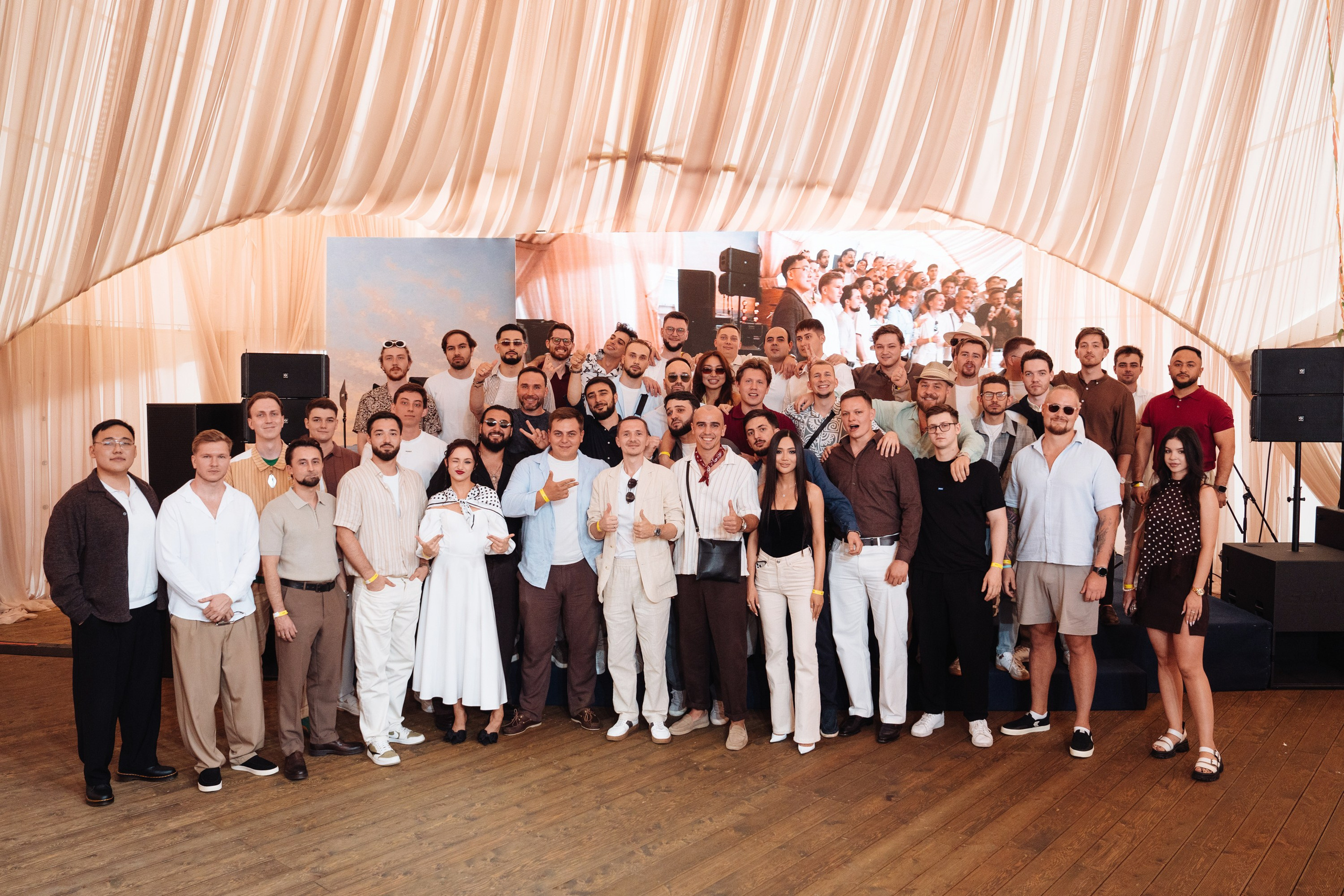 Summer corporate. Рекламный фотограф Москва — рекламная и бренд-съёмка | Polyakov