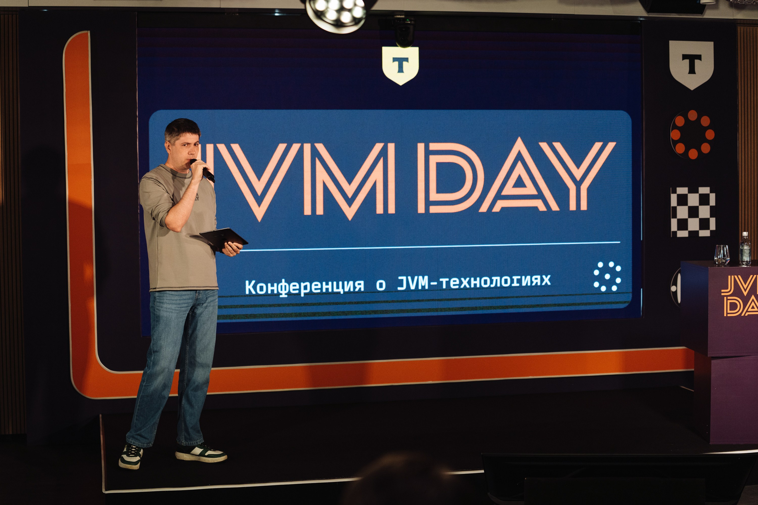 JVM DAY 2026. Рекламный фотограф Москва — рекламная и бренд-съёмка | Polyakov