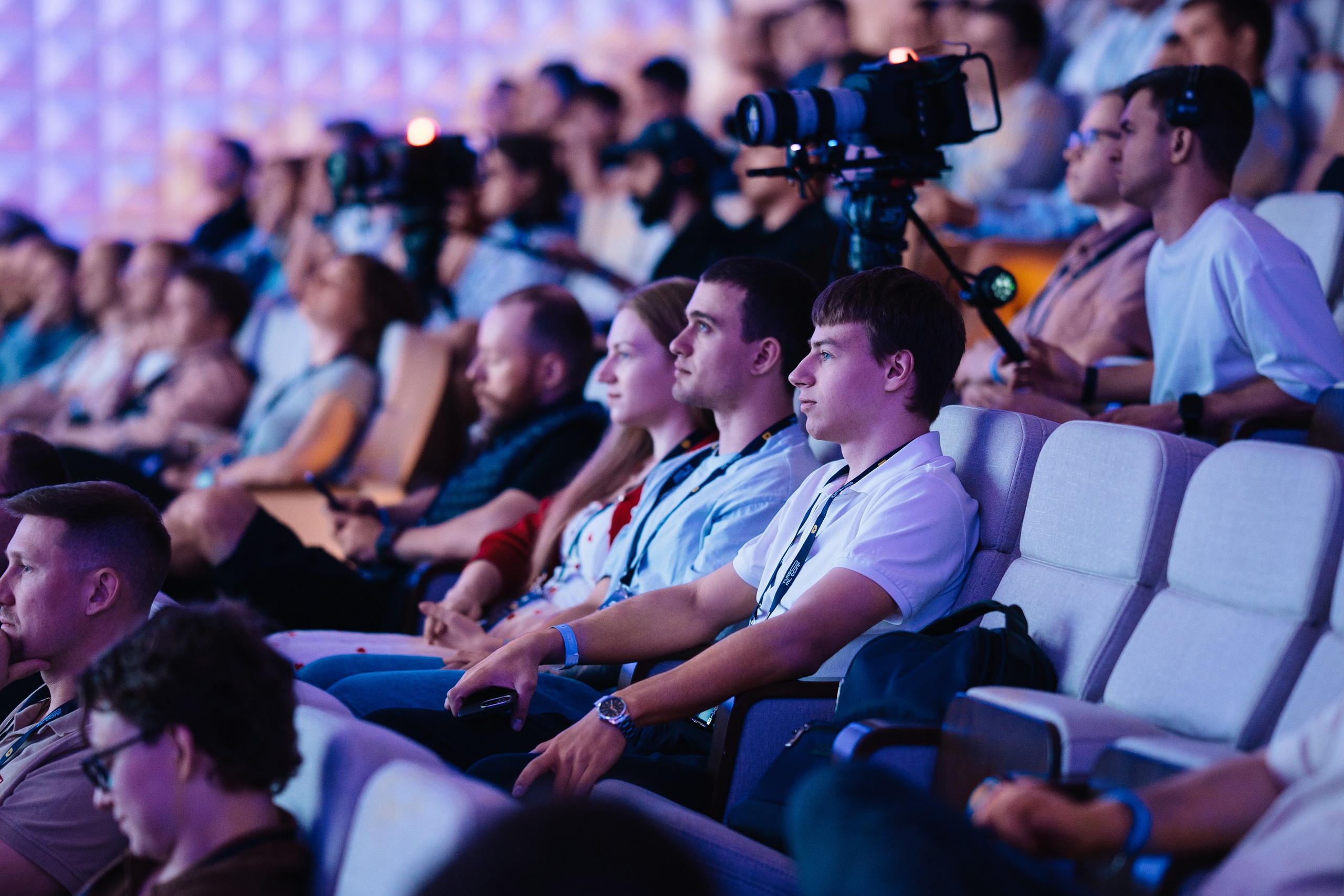 Turbo ML conf 2025. Рекламный фотограф Москва — рекламная и бренд-съёмка | Polyakov