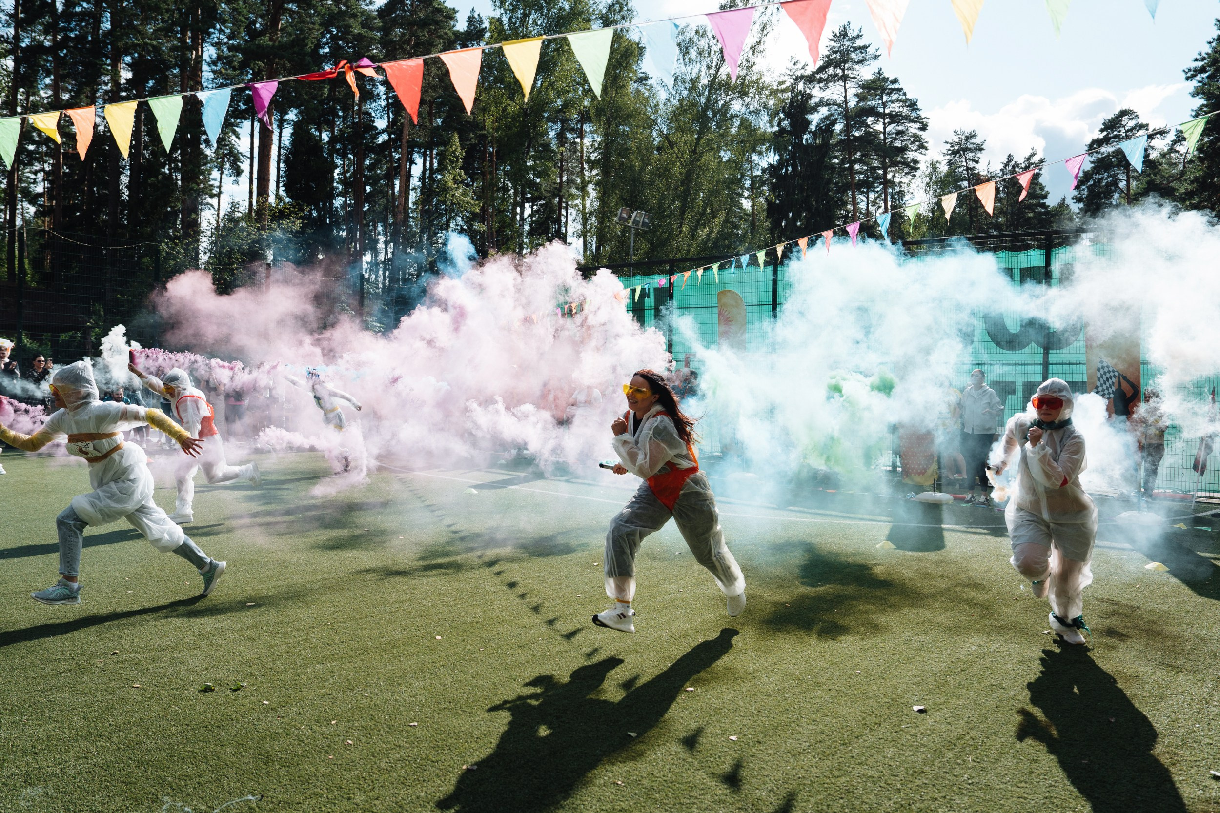 Summer corporate. Рекламный фотограф Москва — рекламная и бренд-съёмка | Polyakov
