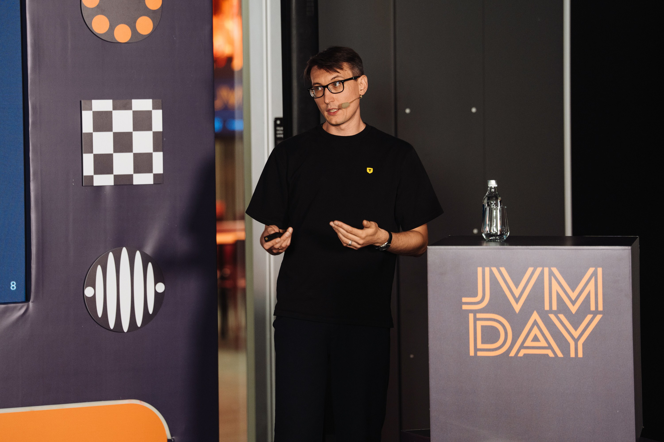 JVM DAY 2026. Рекламный фотограф Москва — рекламная и бренд-съёмка | Polyakov