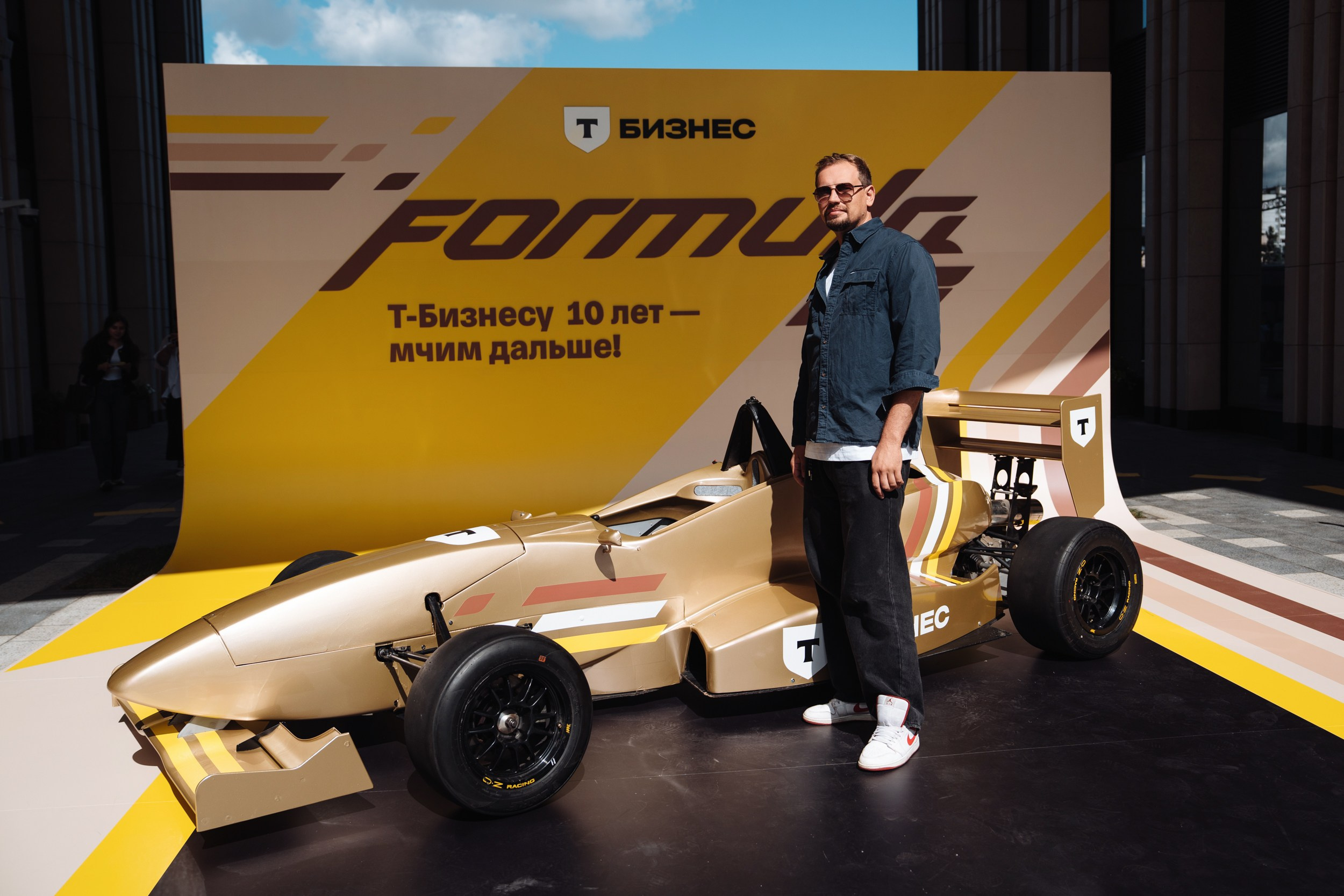 Formula 10. Рекламный фотограф Москва — рекламная и бренд-съёмка | Polyakov
