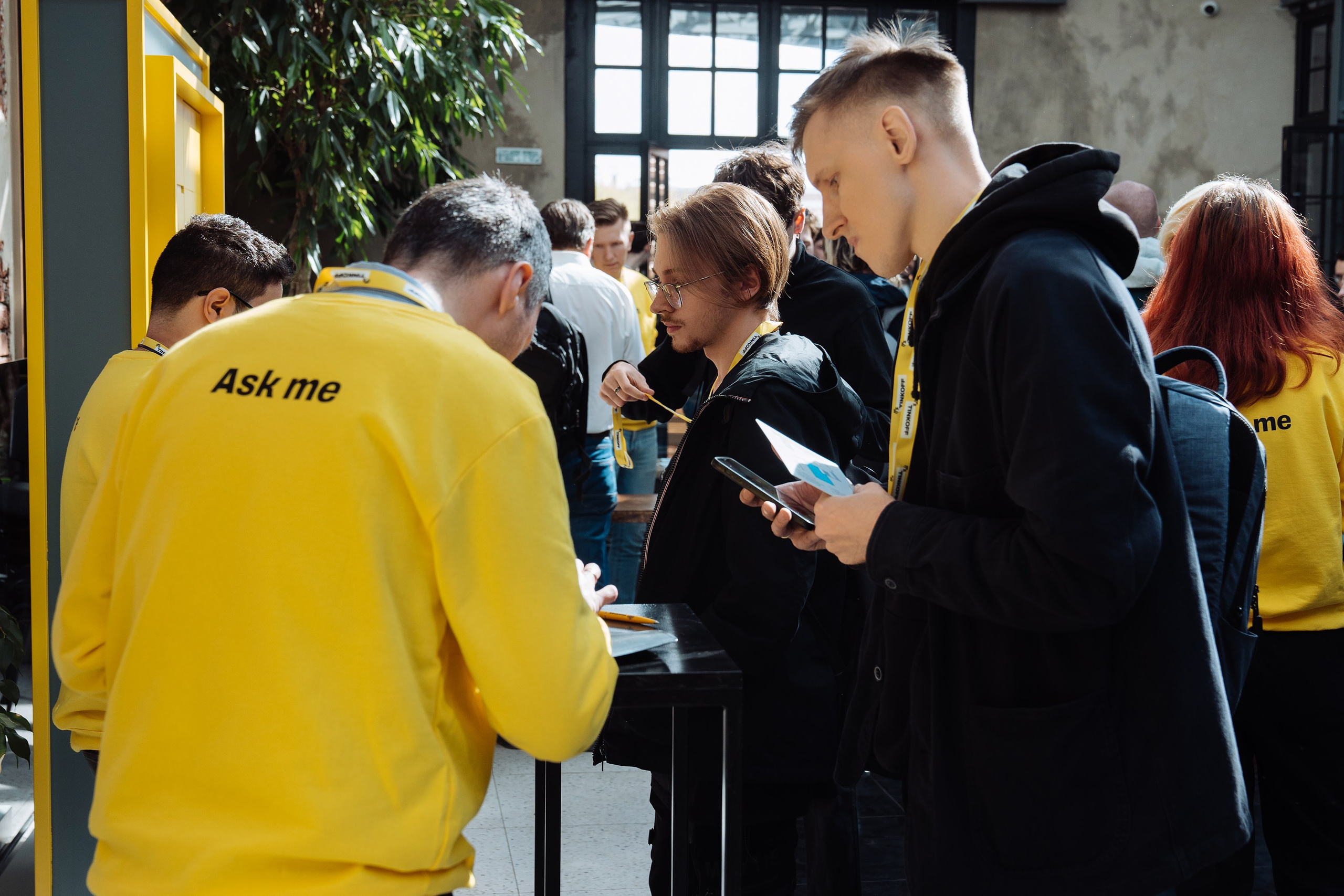 Tinkoff Solution Club. Рекламный фотограф Москва — рекламная и бренд-съёмка | Polyakov