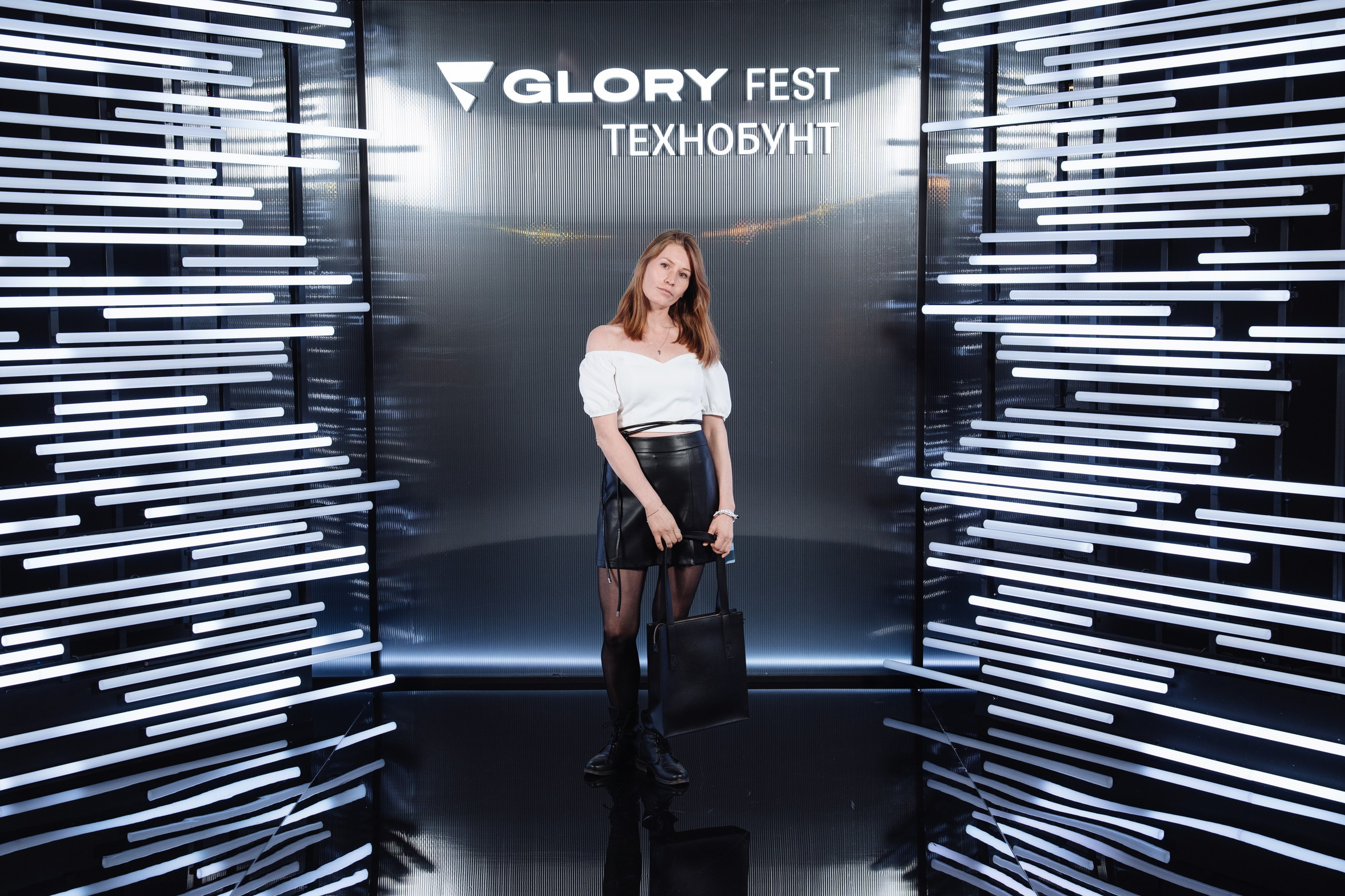 Glory 2025. Рекламный фотограф Москва — рекламная и бренд-съёмка | Polyakov