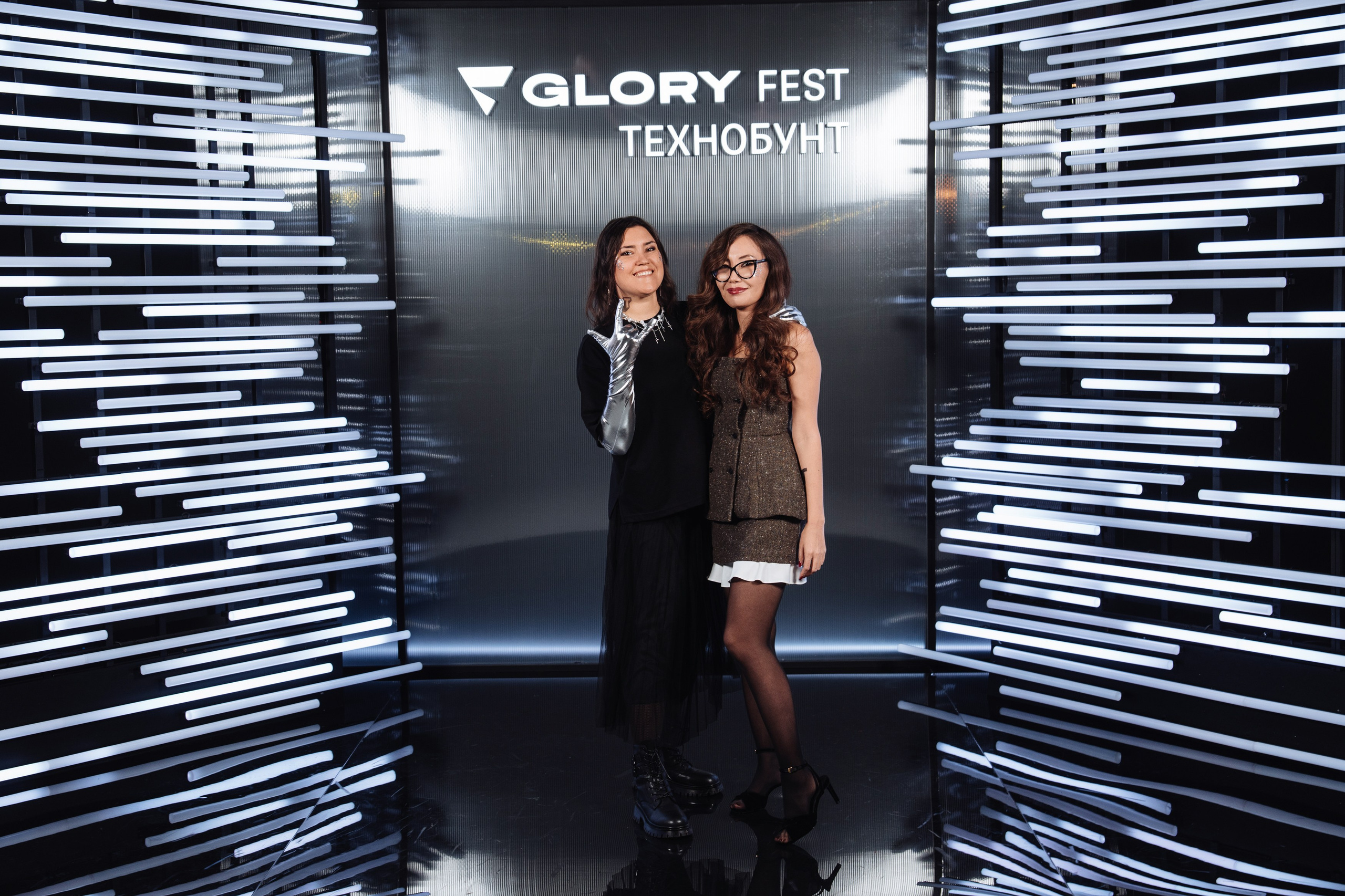 Glory 2025. Рекламный фотограф Москва — рекламная и бренд-съёмка | Polyakov