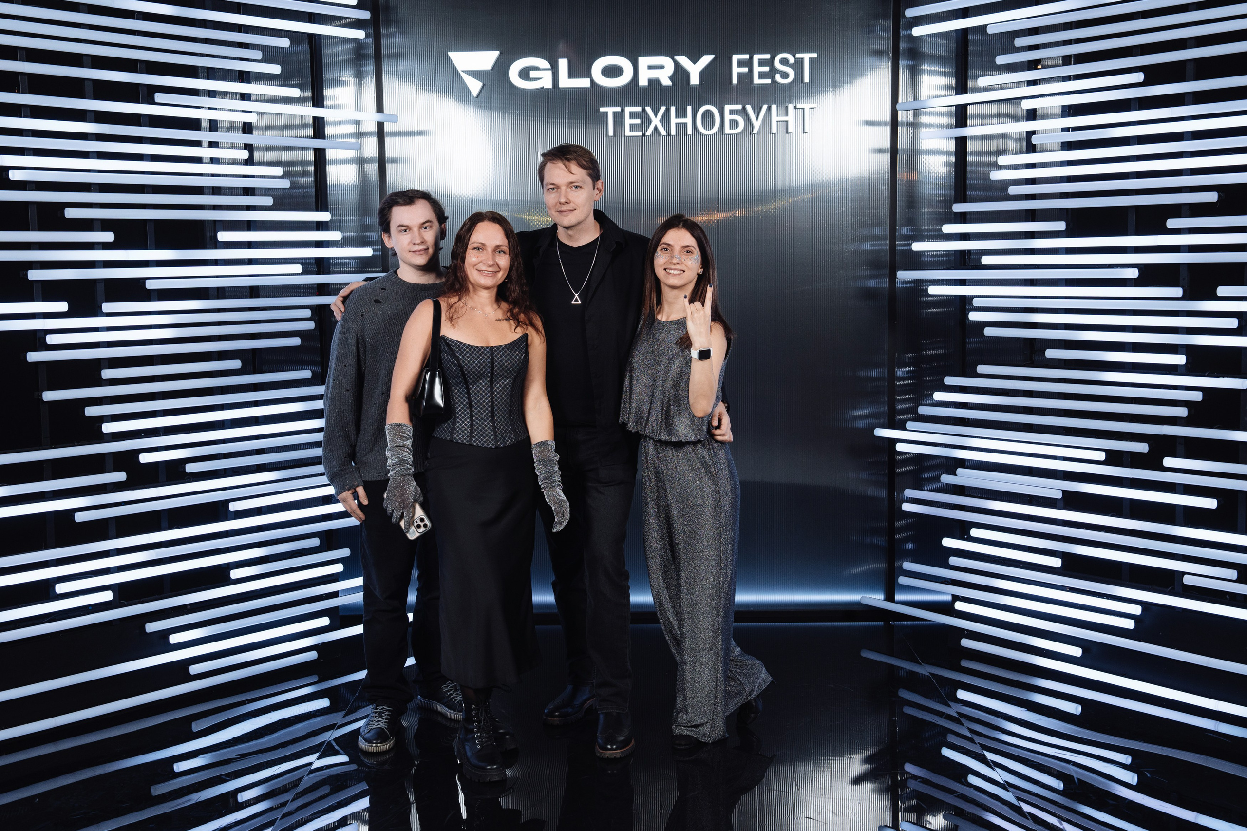 Glory 2025. Рекламный фотограф Москва — рекламная и бренд-съёмка | Polyakov