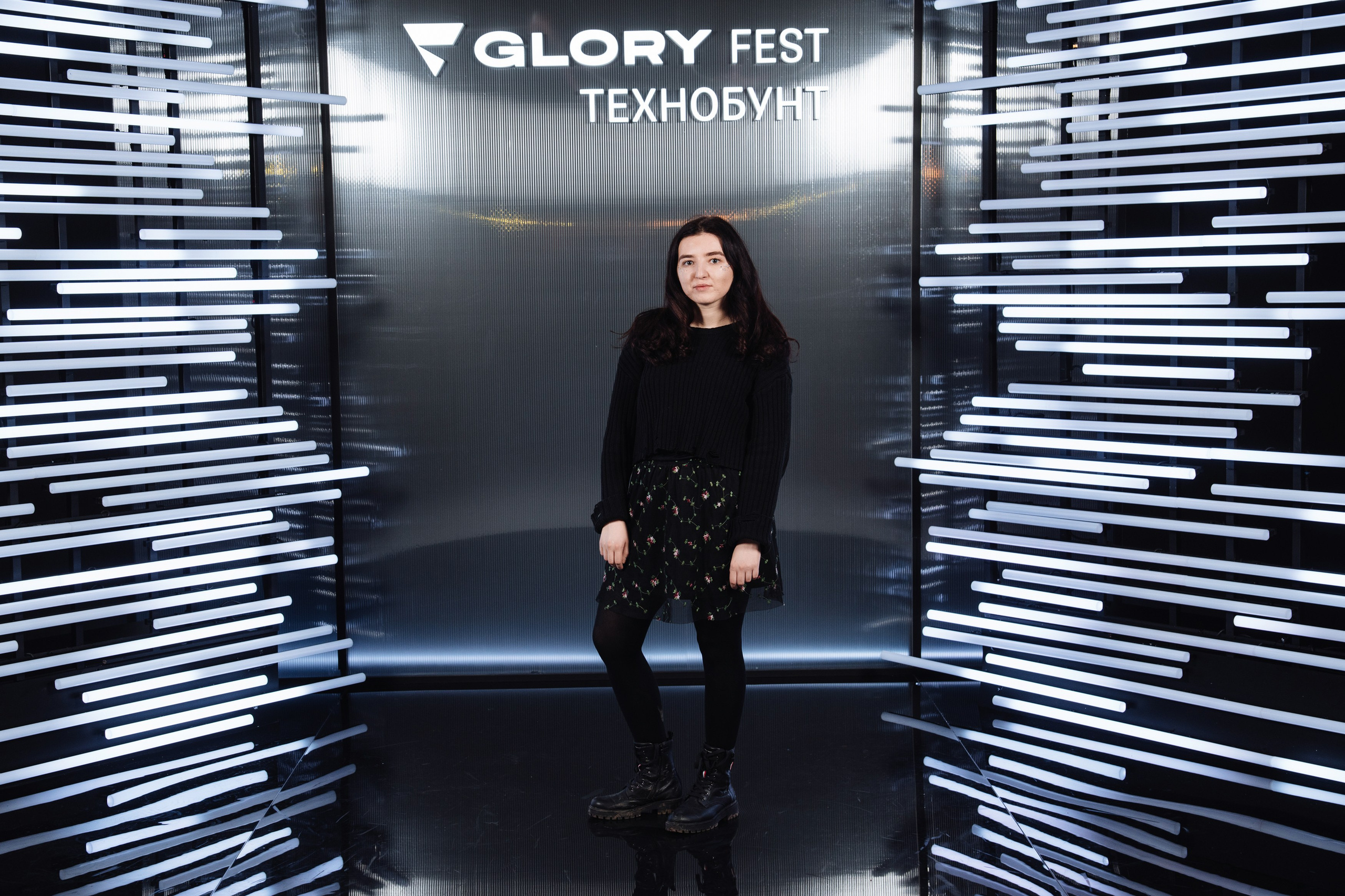 Glory 2025. Рекламный фотограф Москва — рекламная и бренд-съёмка | Polyakov