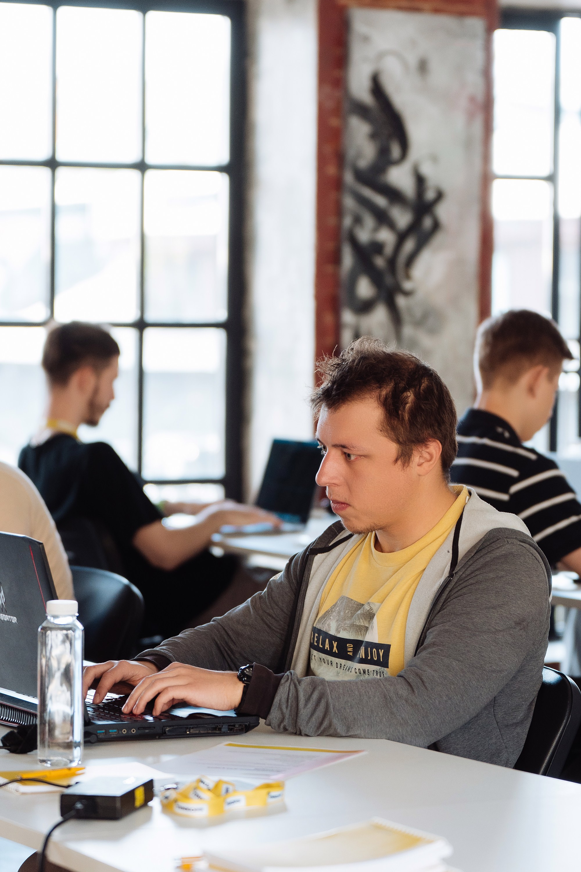 Tinkoff Solution Club. Рекламный фотограф Москва — рекламная и бренд-съёмка | Polyakov