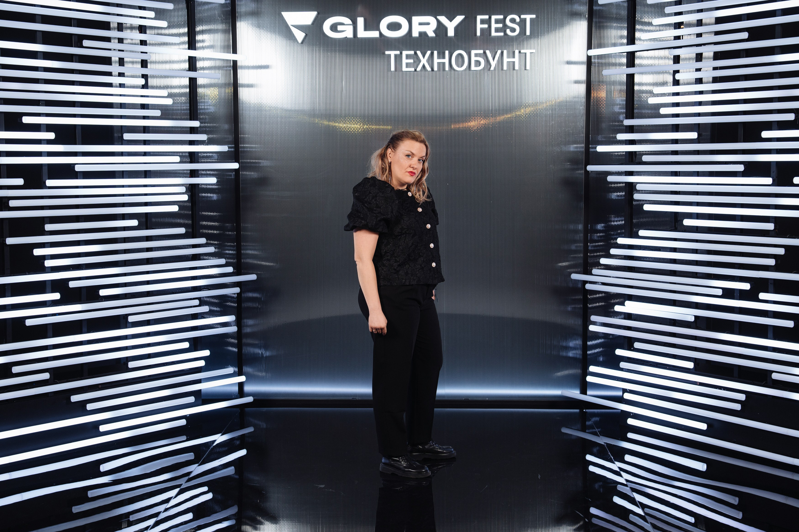 Glory 2025. Рекламный фотограф Москва — рекламная и бренд-съёмка | Polyakov
