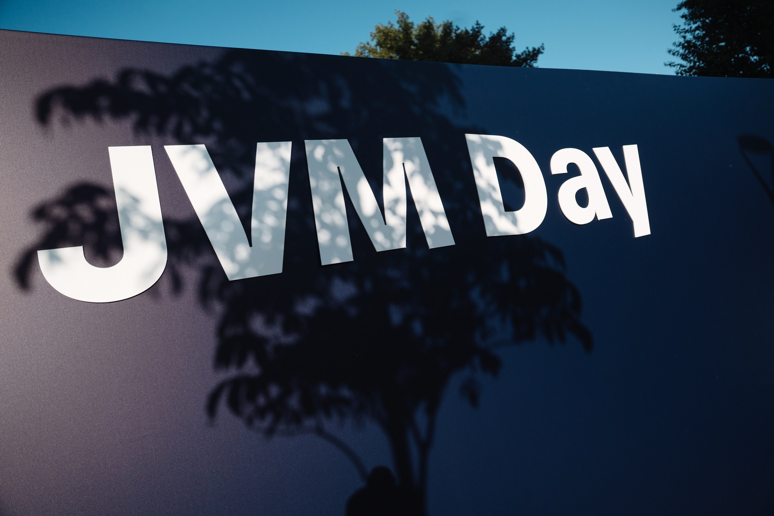JVM Day 2025. Рекламный фотограф Москва — рекламная и бренд-съёмка | Polyakov