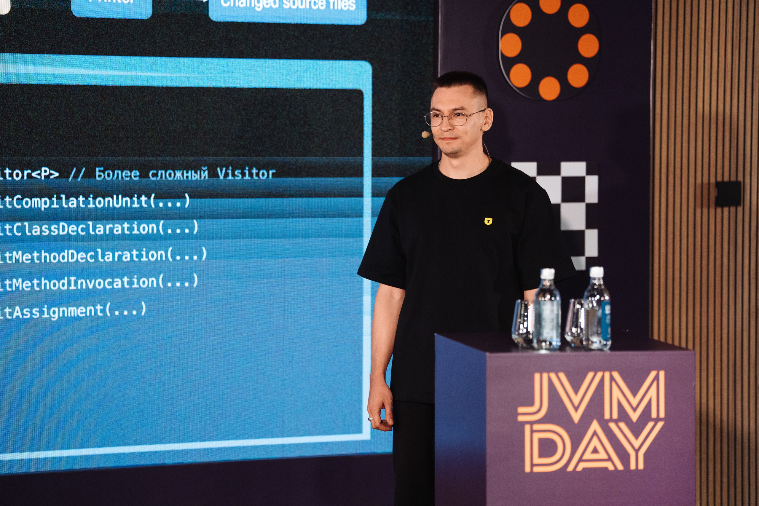 JVM DAY 2026. Рекламный фотограф Москва — рекламная и бренд-съёмка | Polyakov