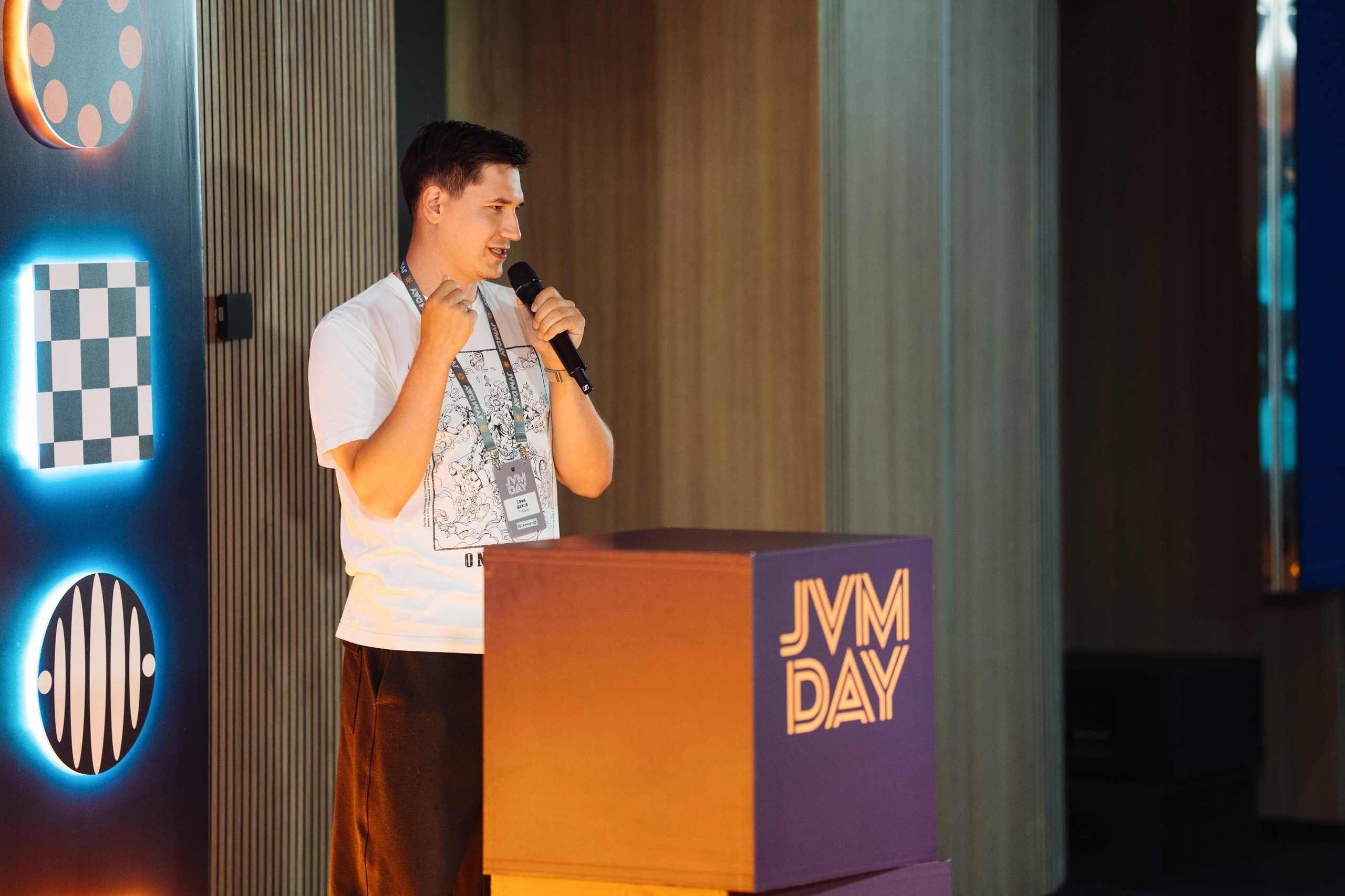 JVM DAY 2026. Рекламный фотограф Москва — рекламная и бренд-съёмка | Polyakov