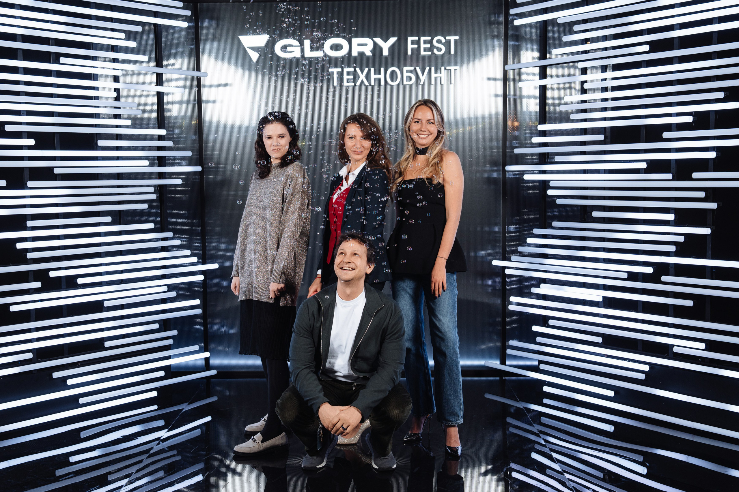 Glory 2025. Рекламный фотограф Москва — рекламная и бренд-съёмка | Polyakov