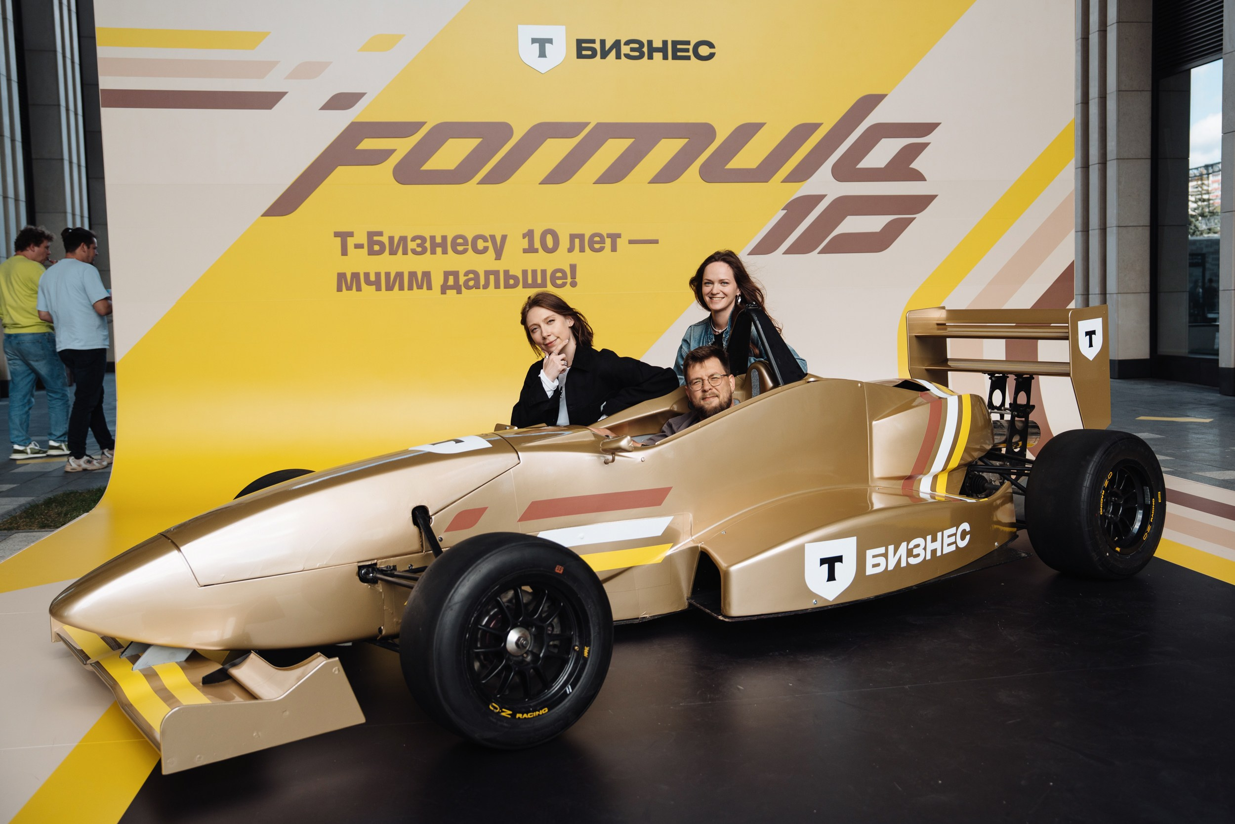 Formula 10. Рекламный фотограф Москва — рекламная и бренд-съёмка | Polyakov