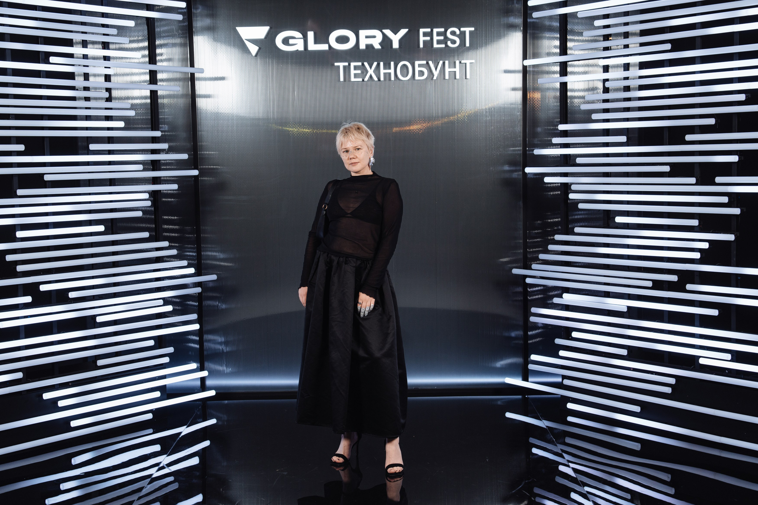 Glory 2025. Рекламный фотограф Москва — рекламная и бренд-съёмка | Polyakov