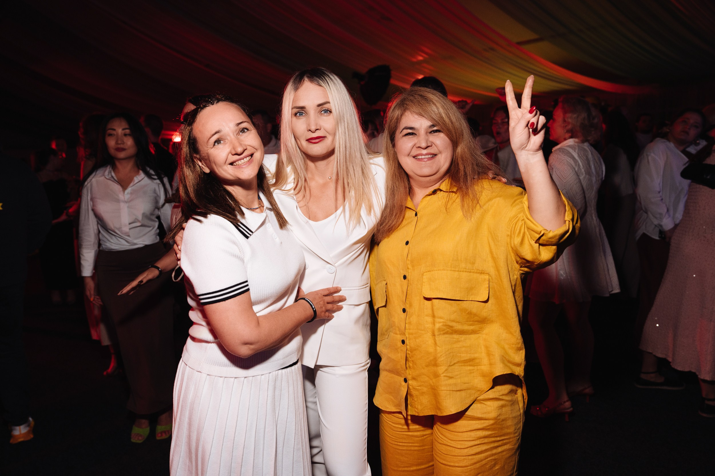 Summer corporate. Рекламный фотограф Москва — рекламная и бренд-съёмка | Polyakov