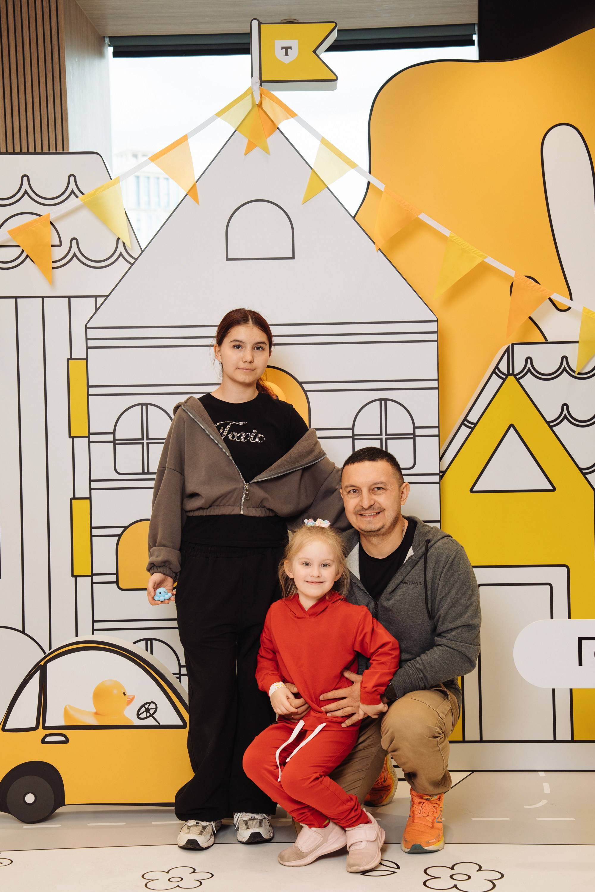 Kids Day 2026. Рекламный фотограф Москва — рекламная и бренд-съёмка | Polyakov