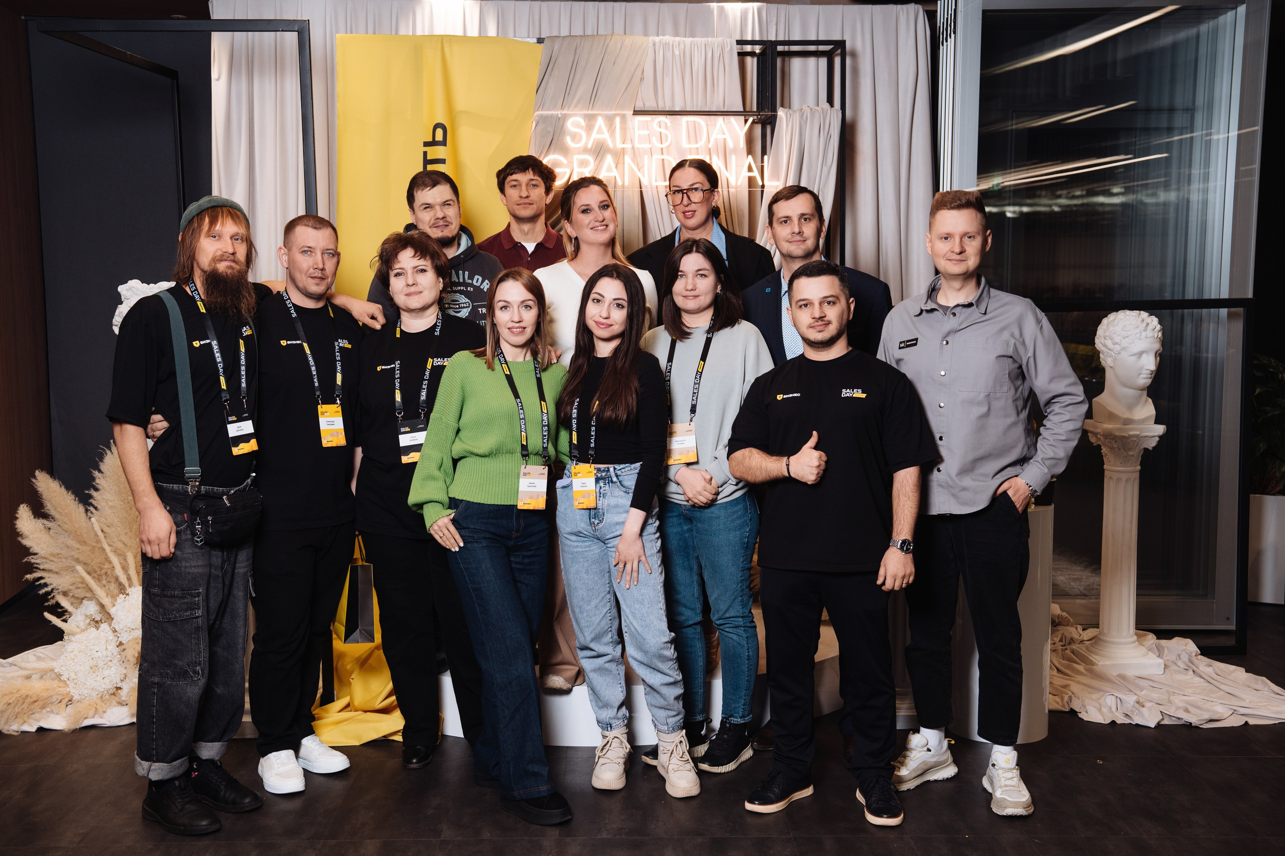 Sales day grand final. Рекламный фотограф Москва — рекламная и бренд-съёмка | Polyakov