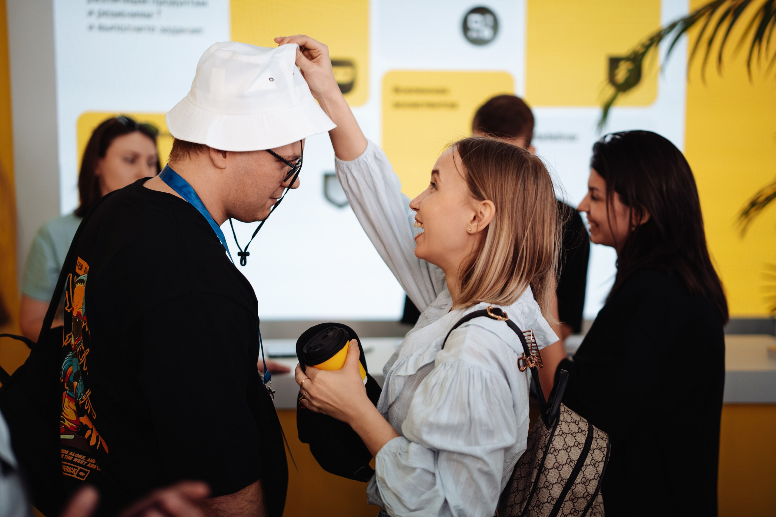Т — Нейрощит. Рекламный фотограф Москва — рекламная и бренд-съёмка | Polyakov