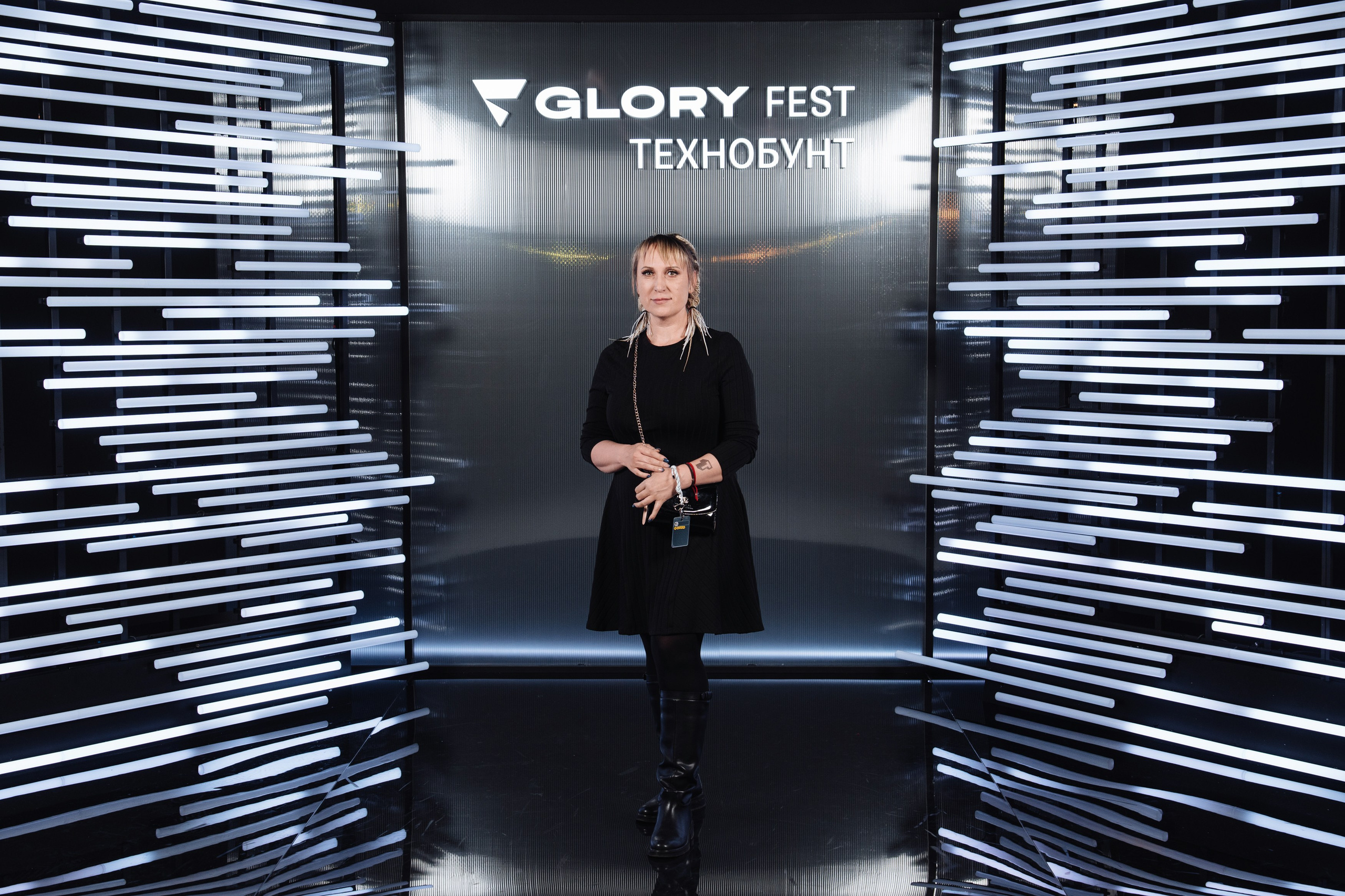 Glory 2025. Рекламный фотограф Москва — рекламная и бренд-съёмка | Polyakov
