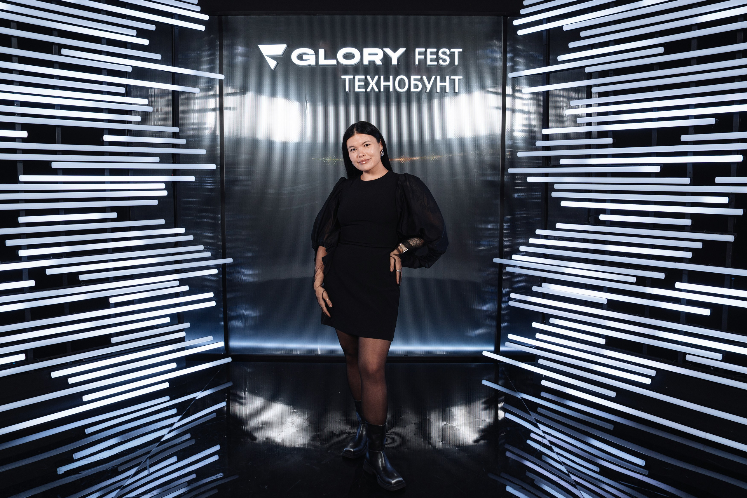 Glory 2025. Рекламный фотограф Москва — рекламная и бренд-съёмка | Polyakov