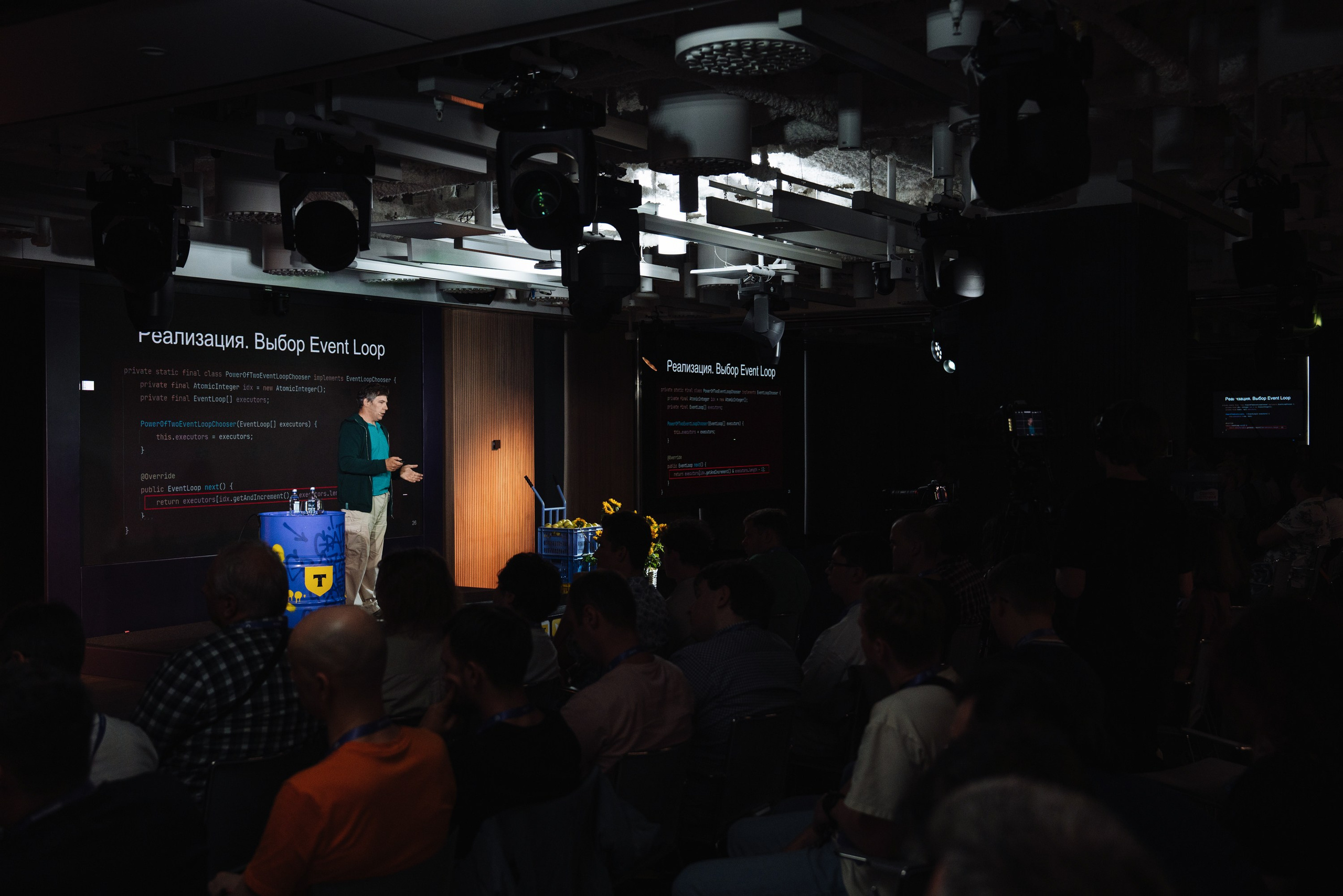 JVM Day 2025. Рекламный фотограф Москва — рекламная и бренд-съёмка | Polyakov