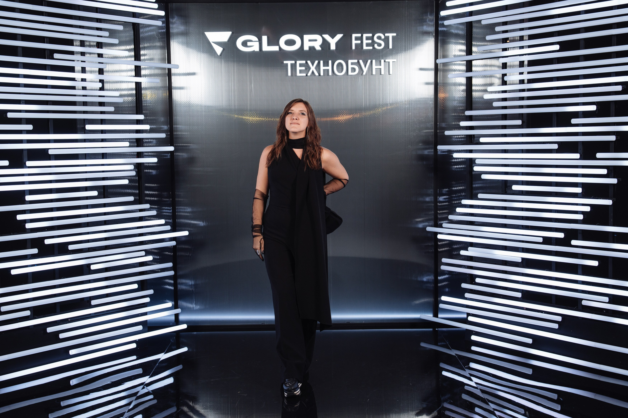 Glory 2025. Рекламный фотограф Москва — рекламная и бренд-съёмка | Polyakov