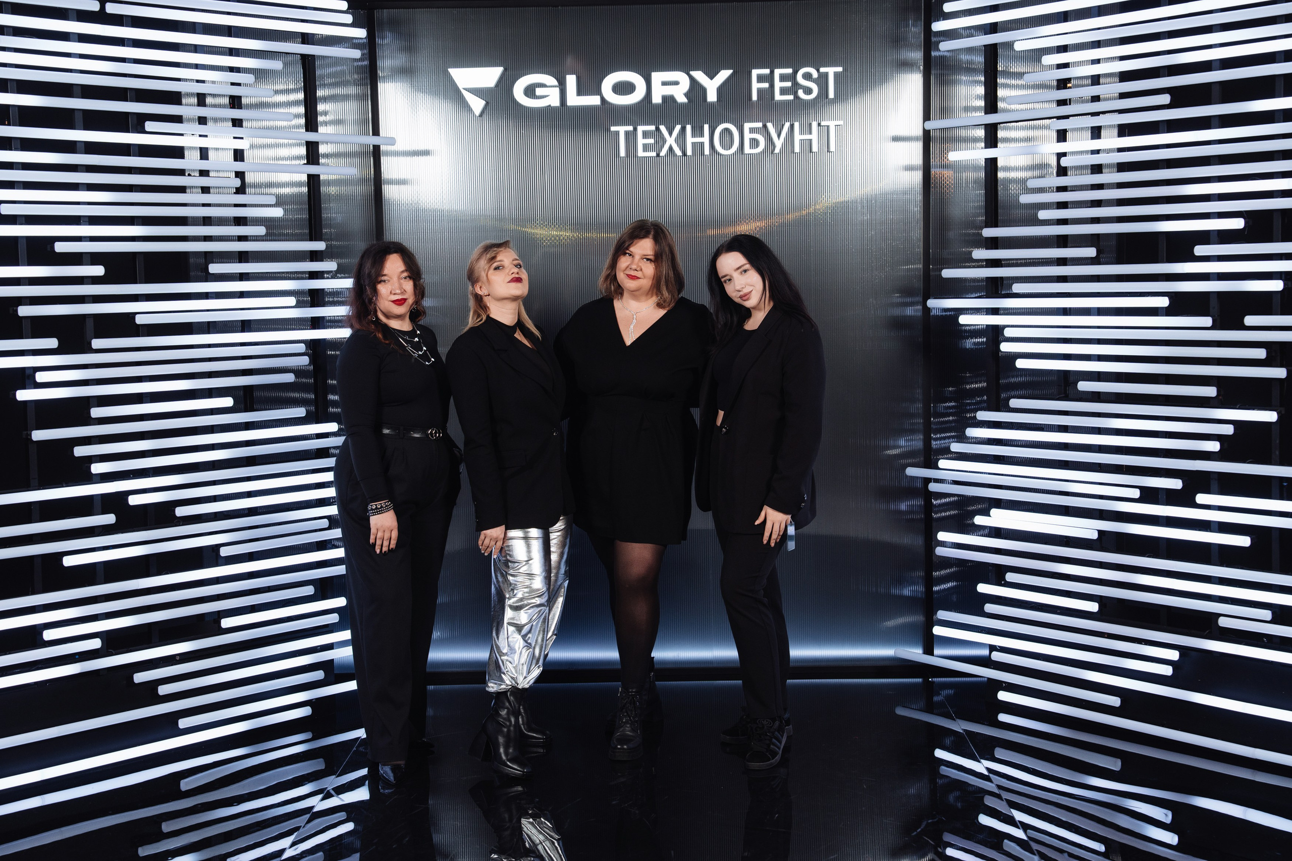 Glory 2025. Рекламный фотограф Москва — рекламная и бренд-съёмка | Polyakov