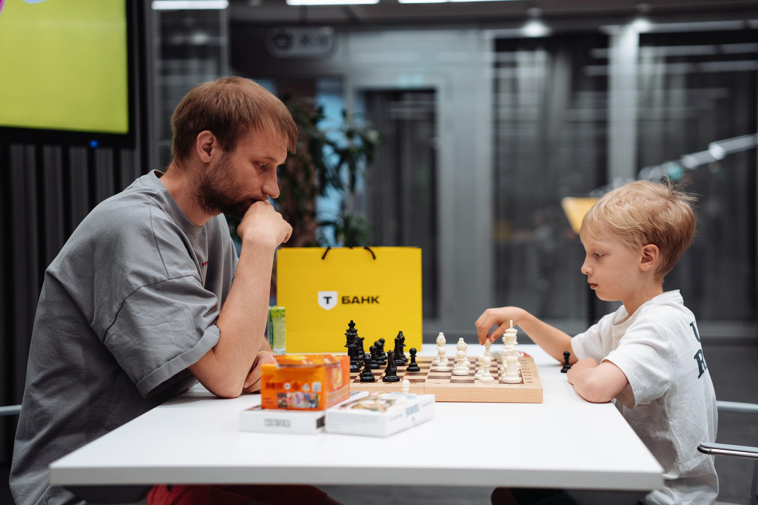 Kids day 2025. Рекламный фотограф Москва — рекламная и бренд-съёмка | Polyakov