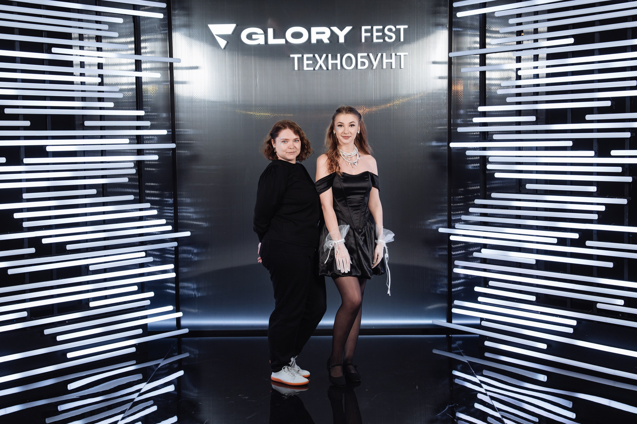 Glory 2025. Рекламный фотограф Москва — рекламная и бренд-съёмка | Polyakov