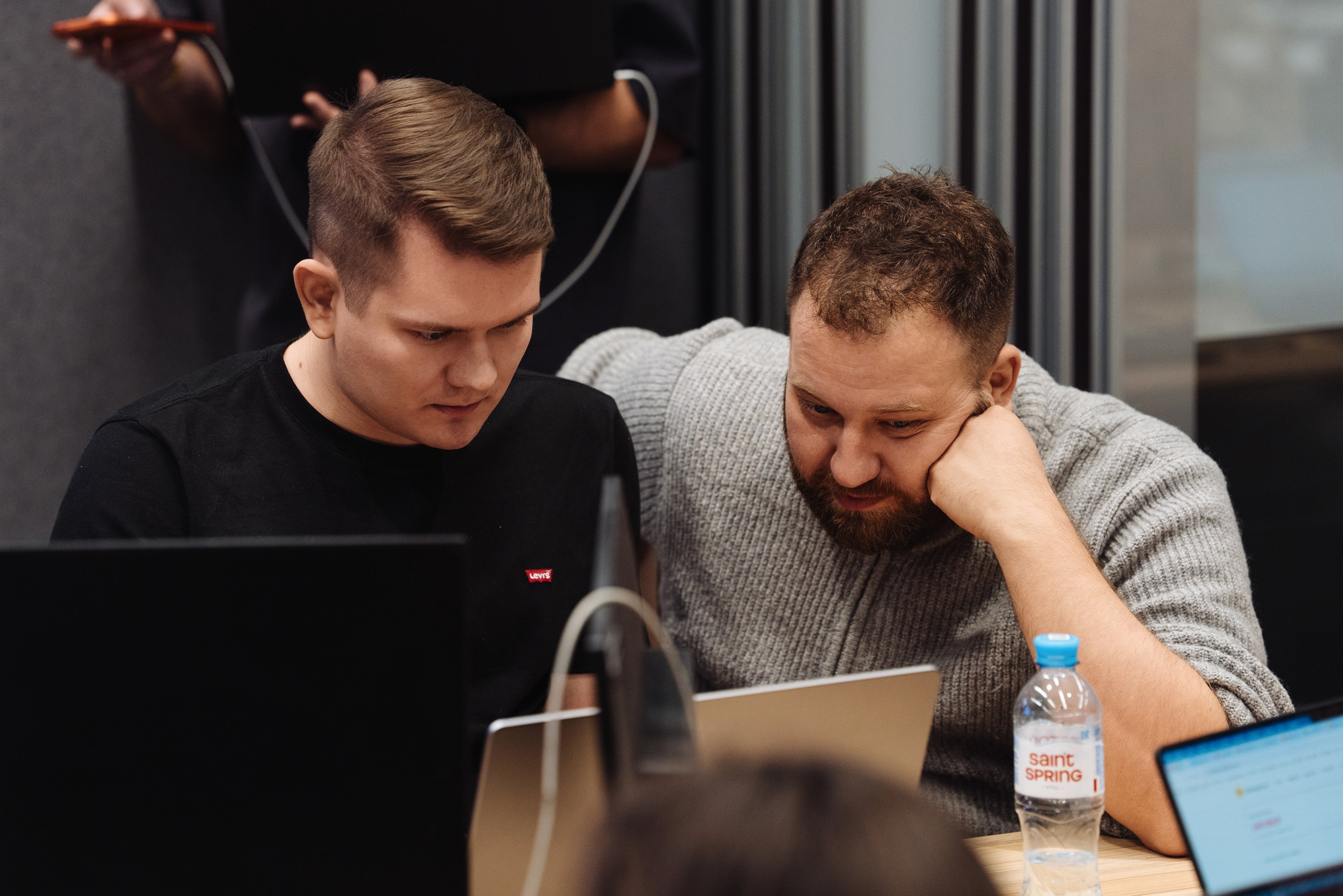 B2B Tech Day. Рекламный фотограф Москва — рекламная и бренд-съёмка | Polyakov