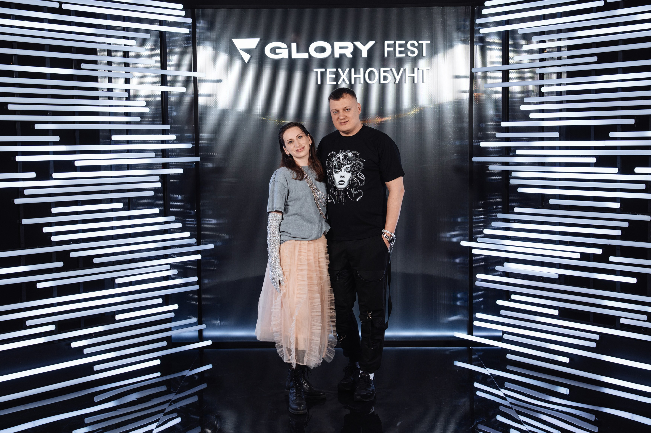 Glory 2025. Рекламный фотограф Москва — рекламная и бренд-съёмка | Polyakov
