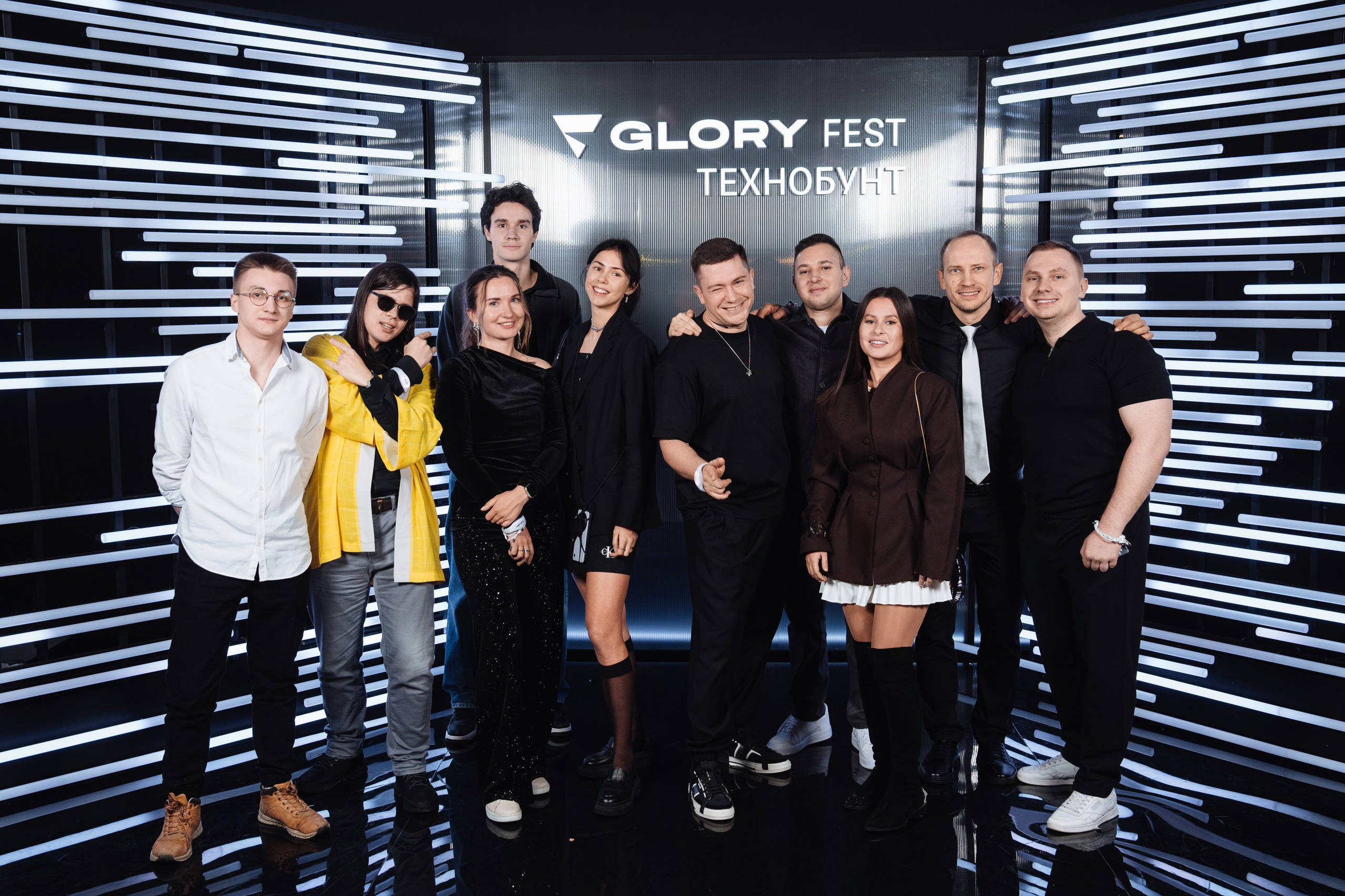 Glory 2025. Рекламный фотограф Москва — рекламная и бренд-съёмка | Polyakov