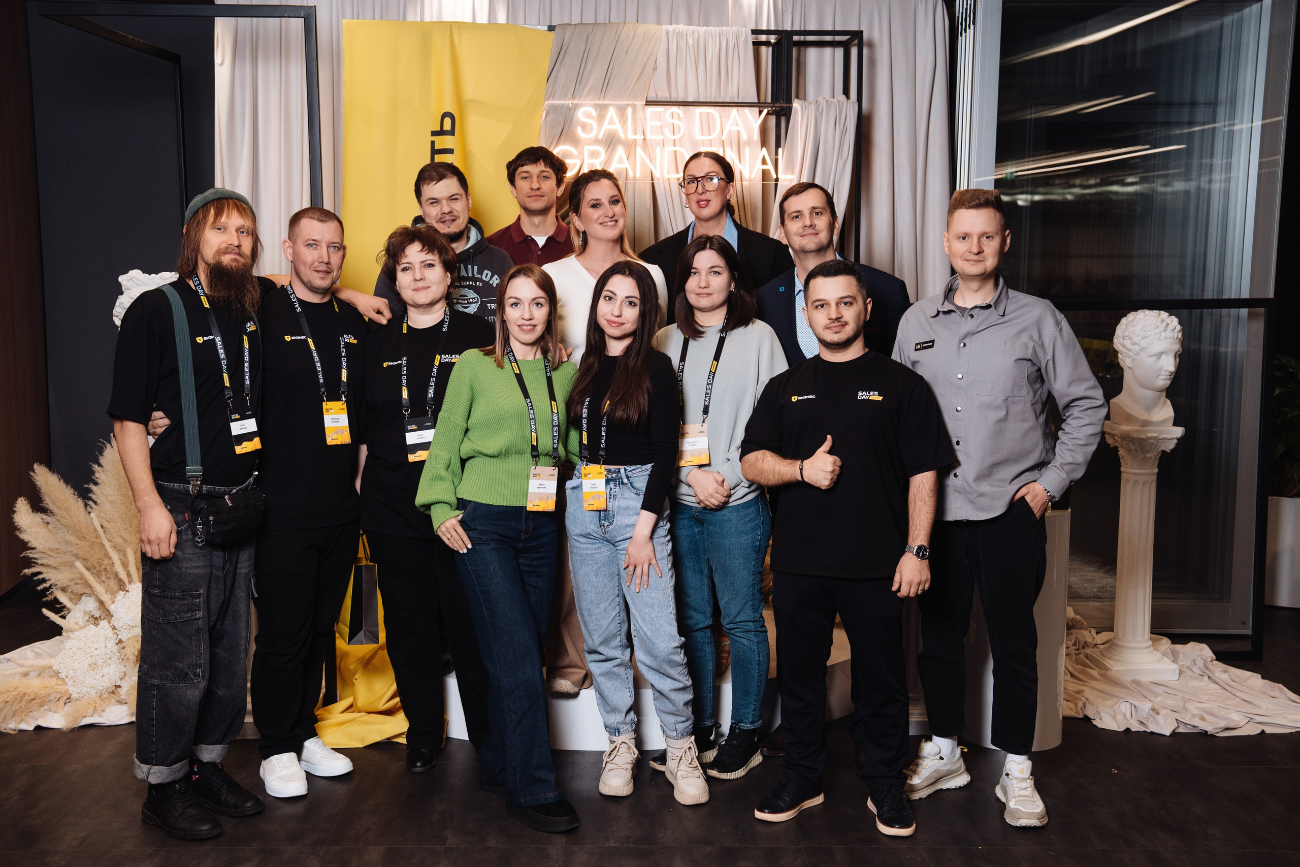 Sales day grand final. Рекламный фотограф Москва — рекламная и бренд-съёмка | Polyakov