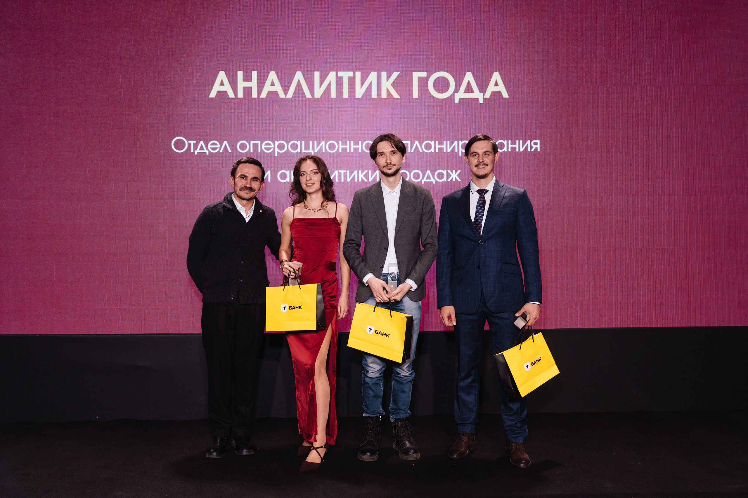 Best Seller. Рекламный фотограф Москва — рекламная и бренд-съёмка | Polyakov