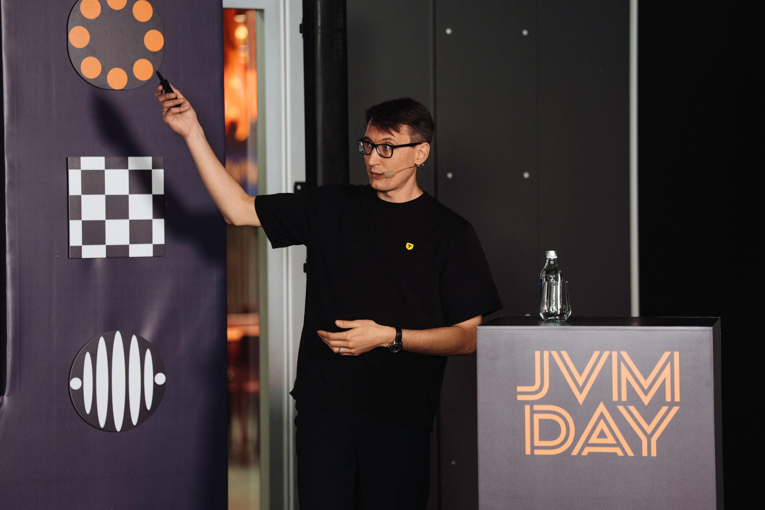 JVM DAY 2026. Рекламный фотограф Москва — рекламная и бренд-съёмка | Polyakov