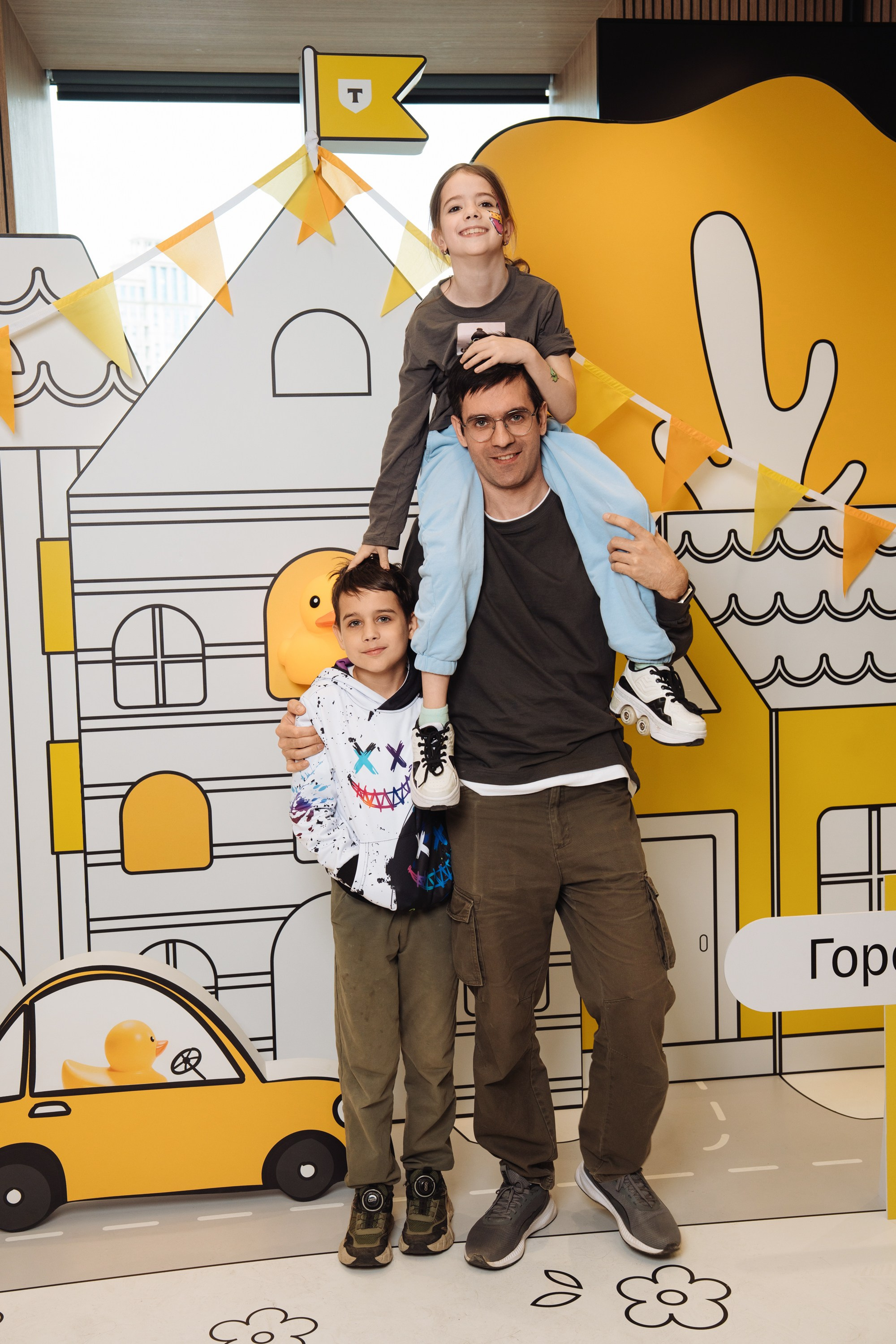 Kids Day 2026. Рекламный фотограф Москва — рекламная и бренд-съёмка | Polyakov