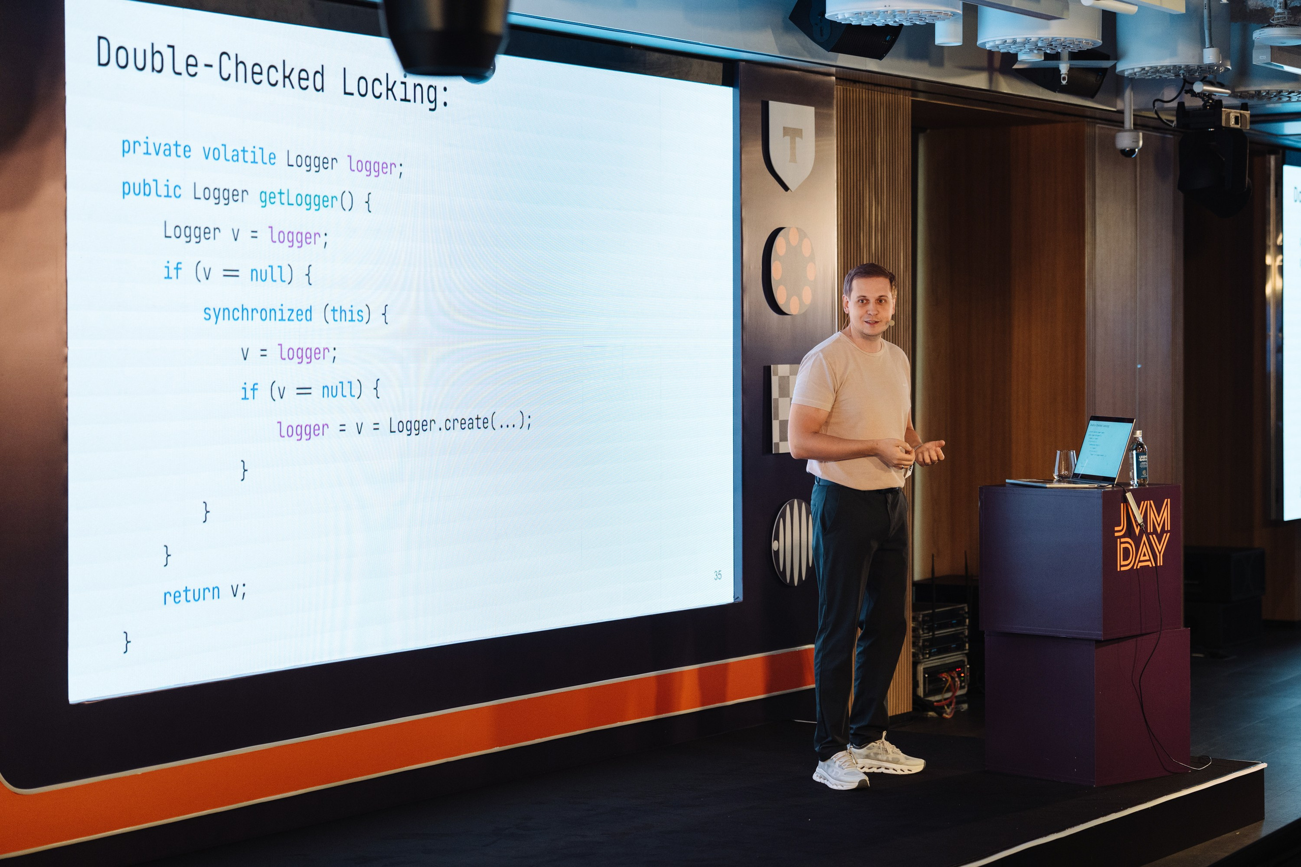 JVM DAY 2026. Рекламный фотограф Москва — рекламная и бренд-съёмка | Polyakov