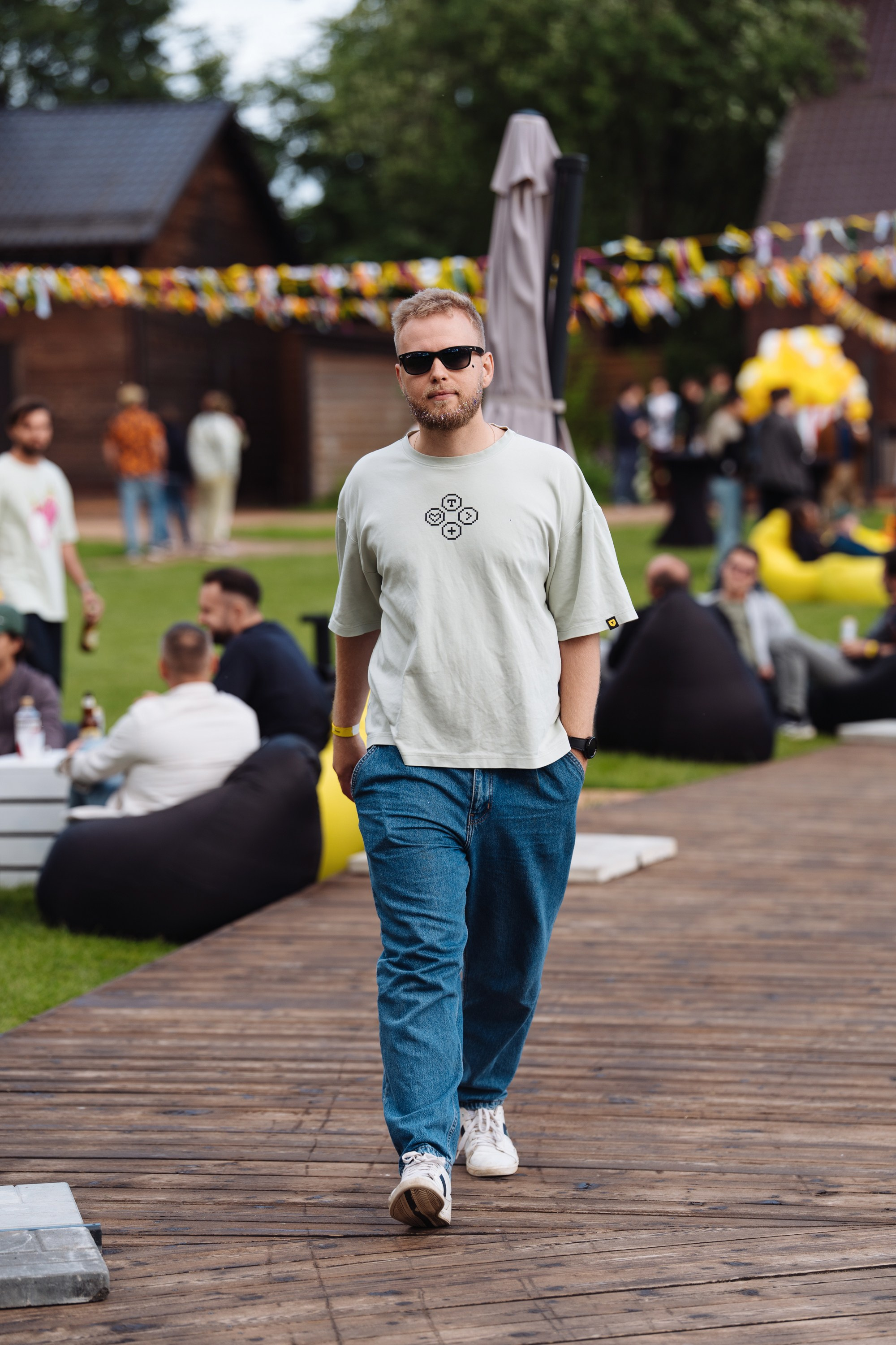 Summer corporate. Рекламный фотограф Москва — рекламная и бренд-съёмка | Polyakov