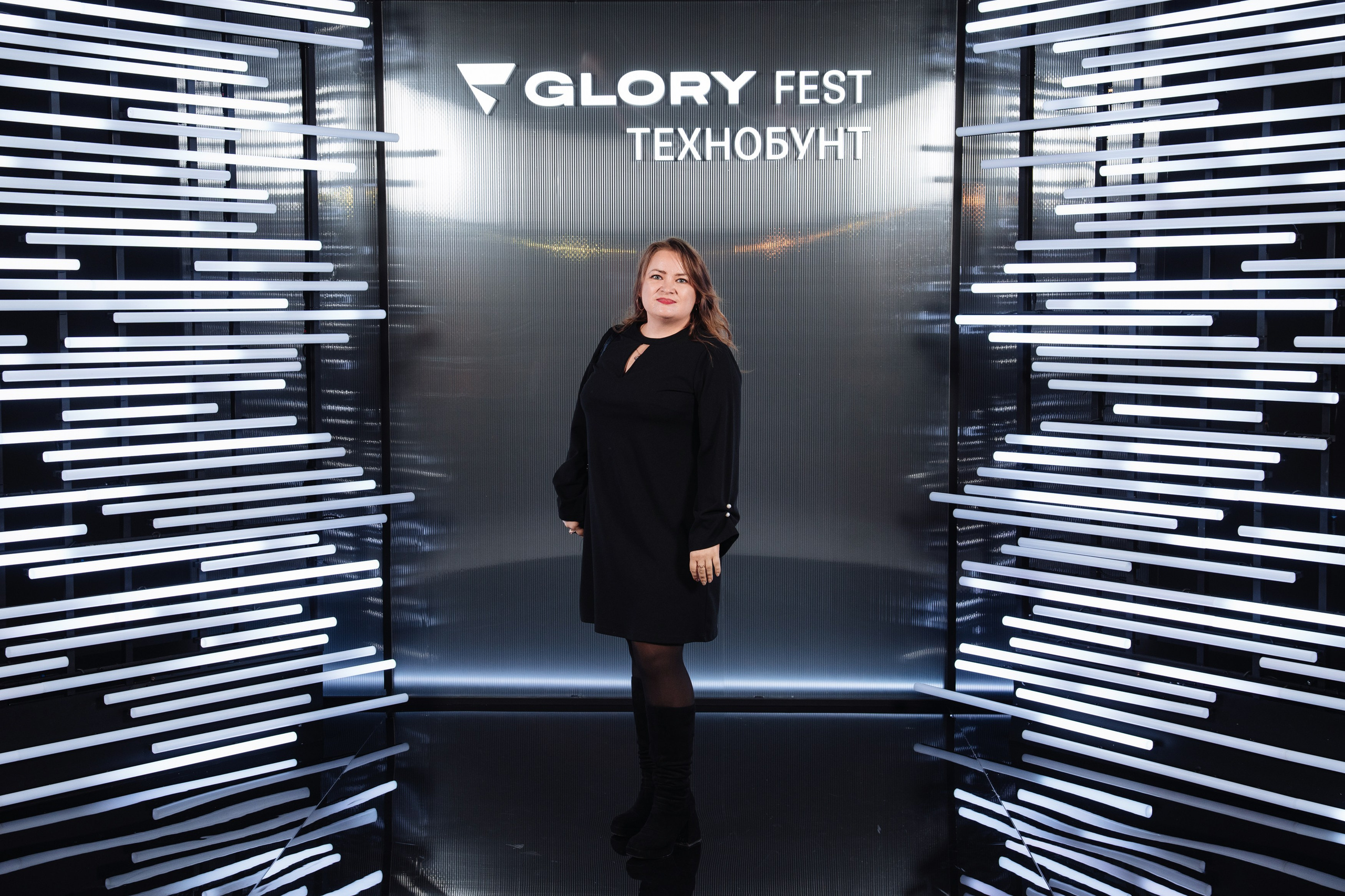 Glory 2025. Рекламный фотограф Москва — рекламная и бренд-съёмка | Polyakov