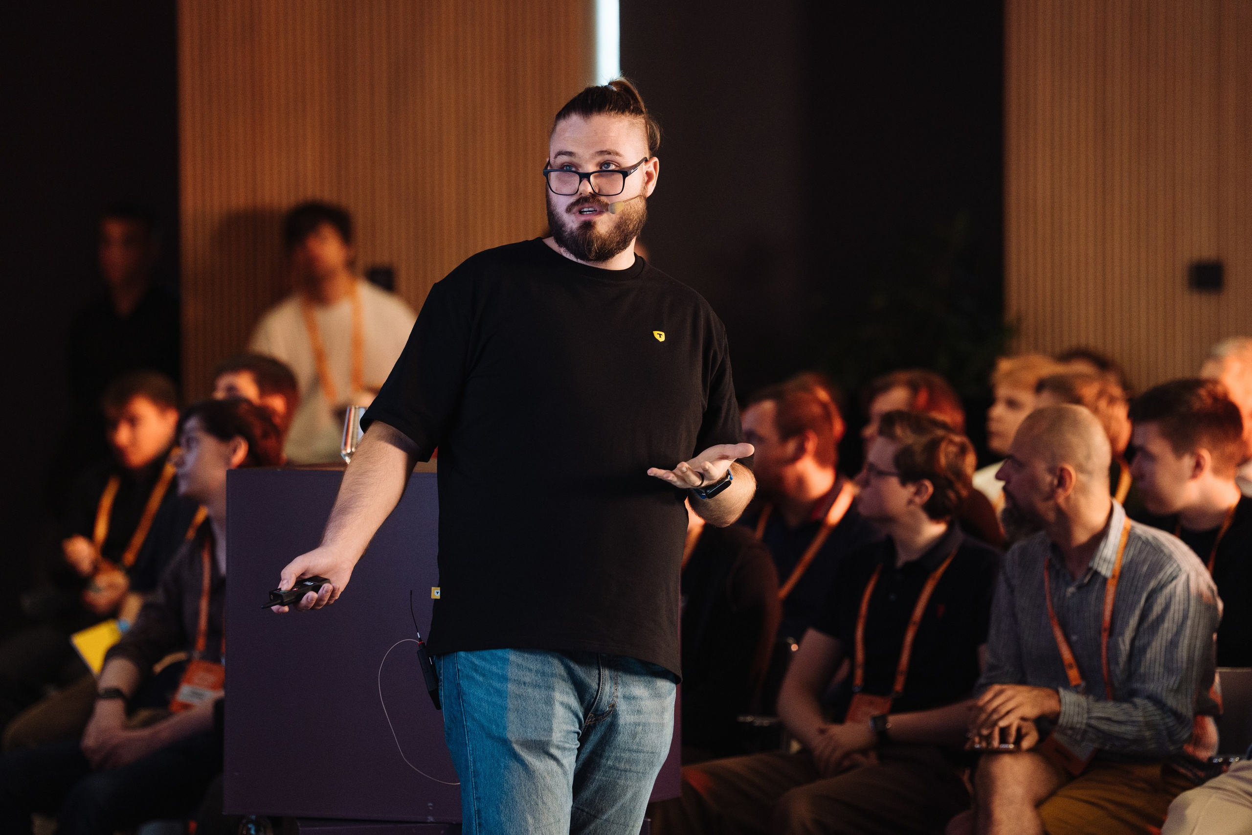 JVM DAY 2026. Рекламный фотограф Москва — рекламная и бренд-съёмка | Polyakov